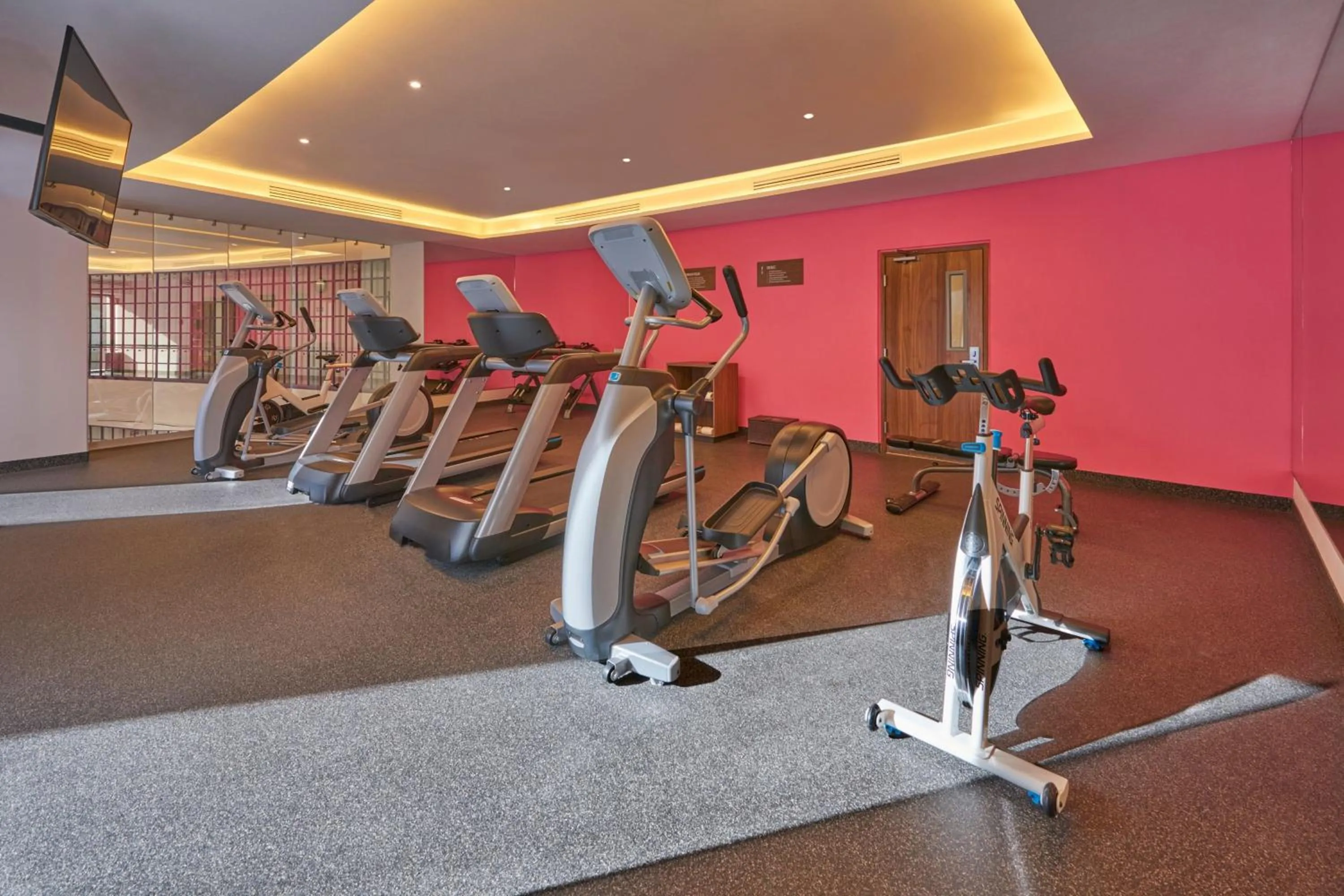 Fitness centre/facilities in City Express Plus by Marriott San Luis Potosi