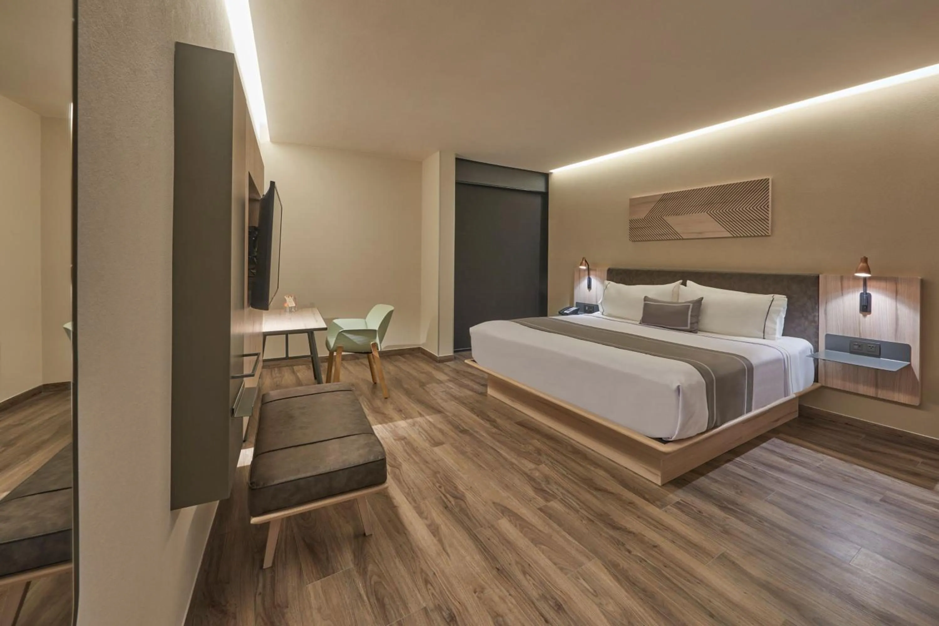 Photo of the whole room, Bed in City Express Plus by Marriott San Luis Potosi