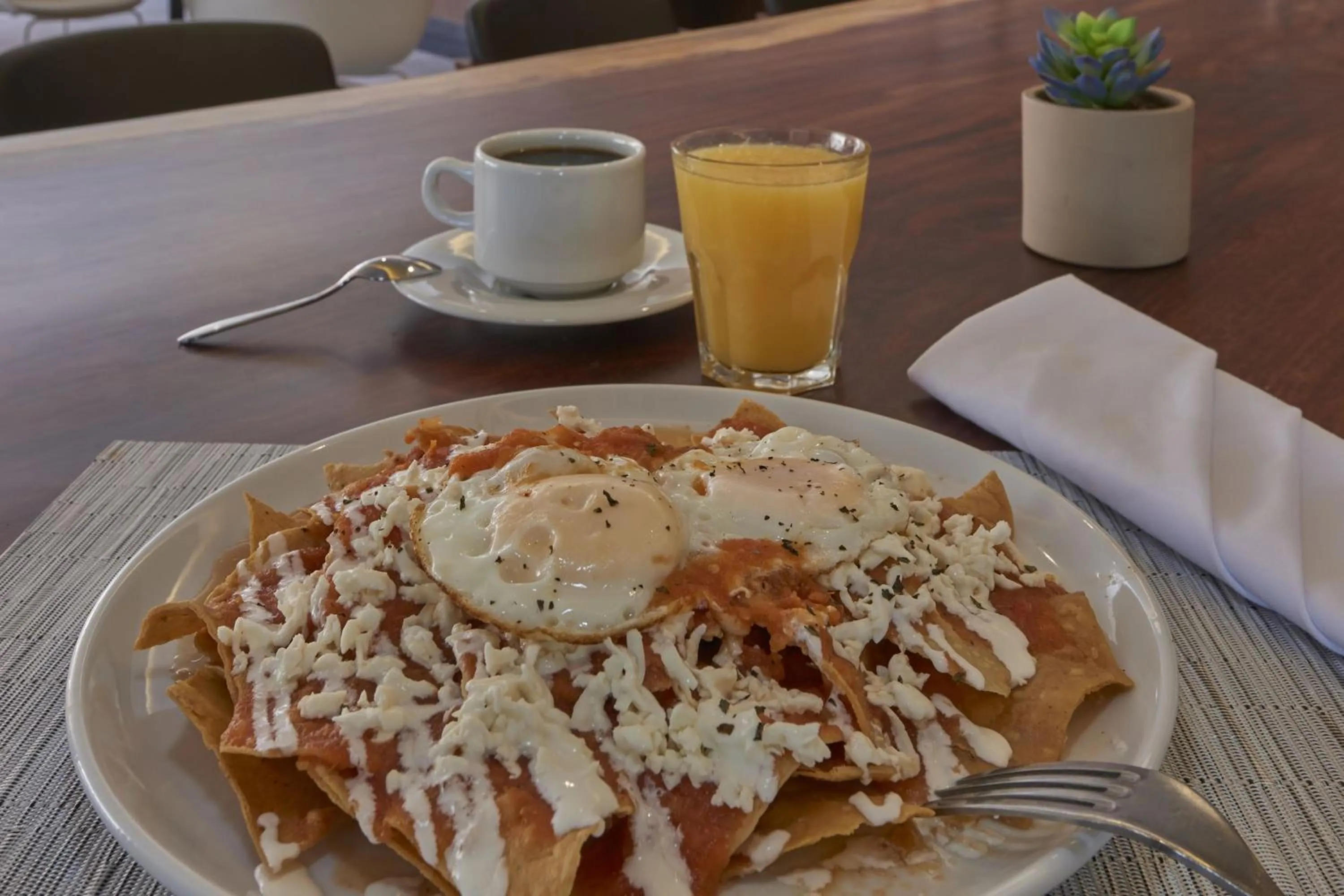 Restaurant/places to eat in City Express Plus by Marriott San Luis Potosi