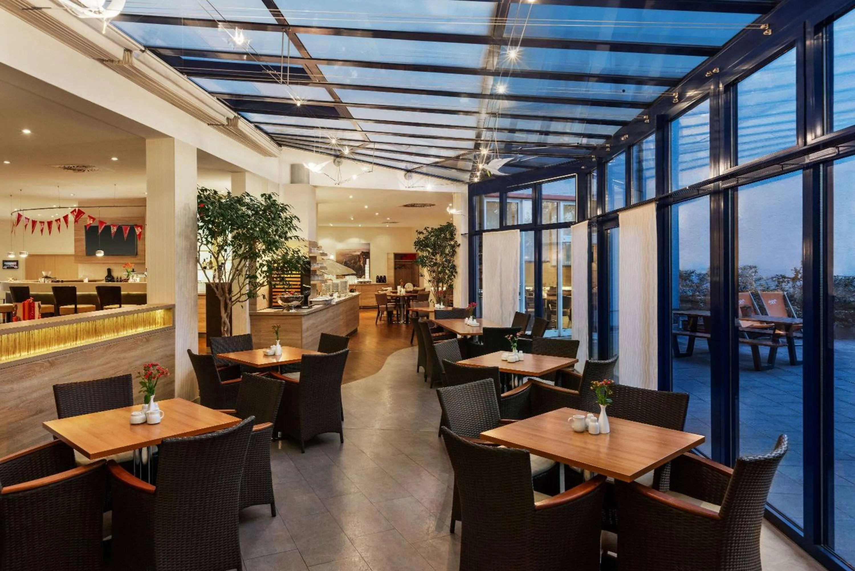 Restaurant/places to eat in Amedia Dresden Elbpromenade, Trademark Collection by Wyndham