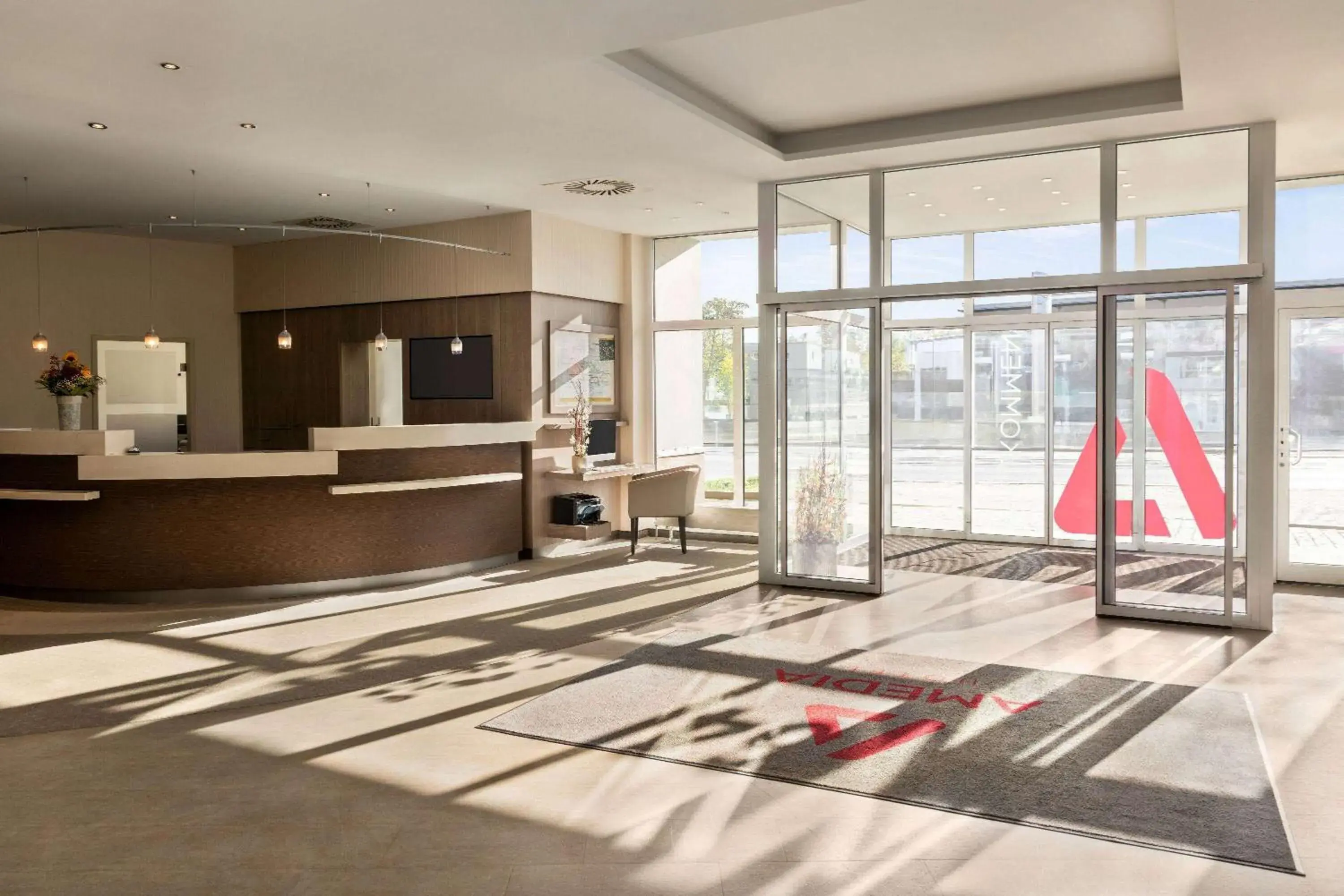 Lobby or reception in Amedia Dresden Elbpromenade, Trademark Collection by Wyndham Lobby or reception in Amedia Dresden Elbpromenade, Trademark Collection by Wyndham