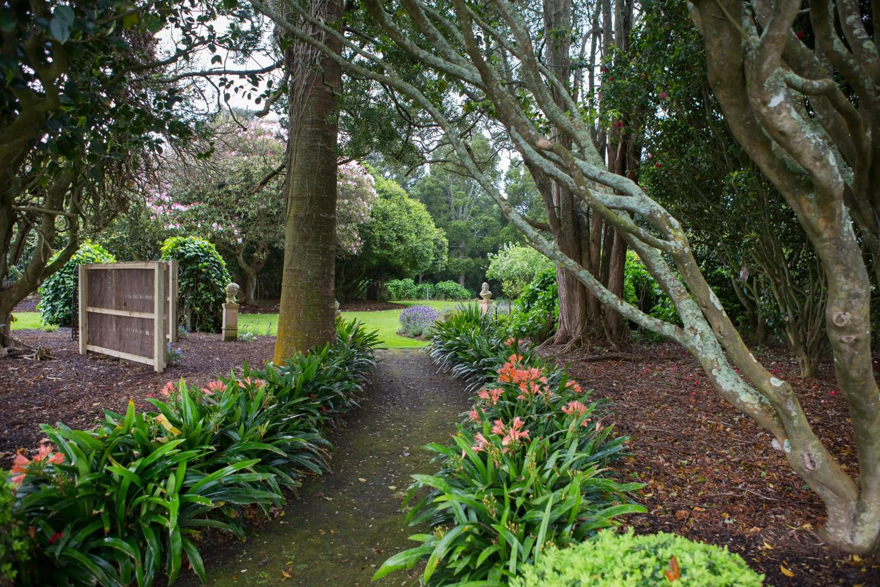 Tairoa Lodge