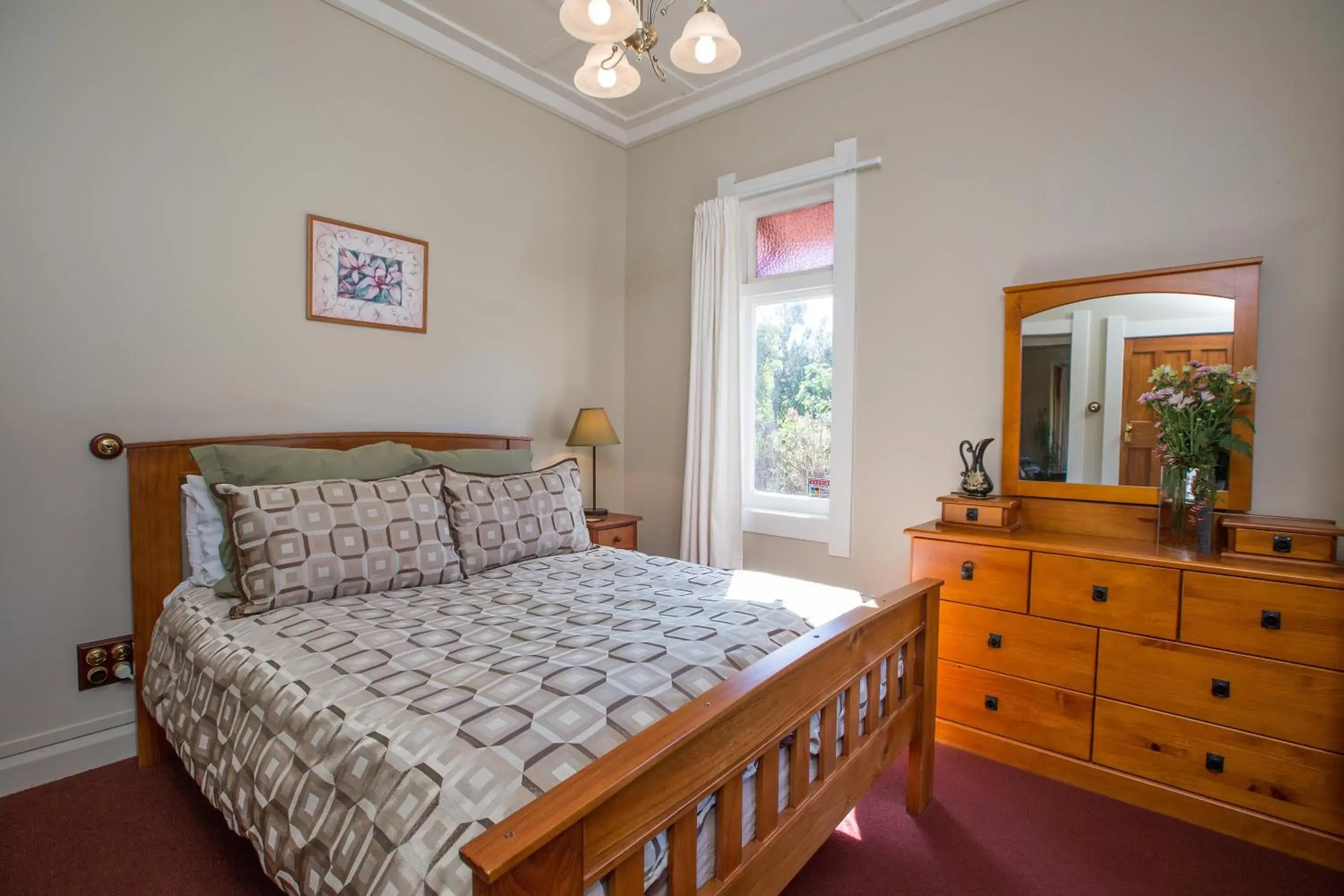 Three-Bedroom Cottage in Tairoa Lodge Three-Bedroom Cottage in Tairoa Lodge