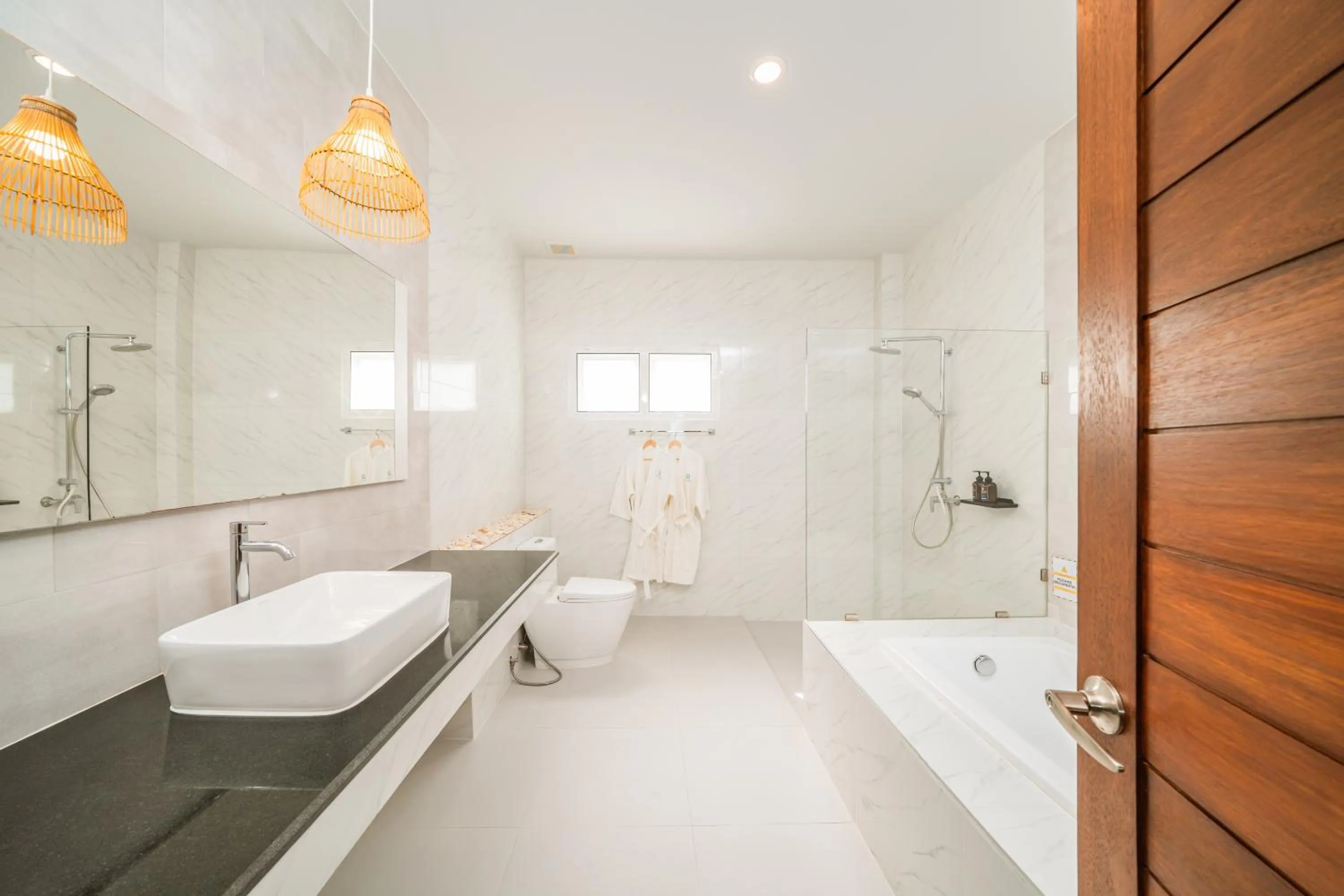 Resto Sea Resort - Baan Krut