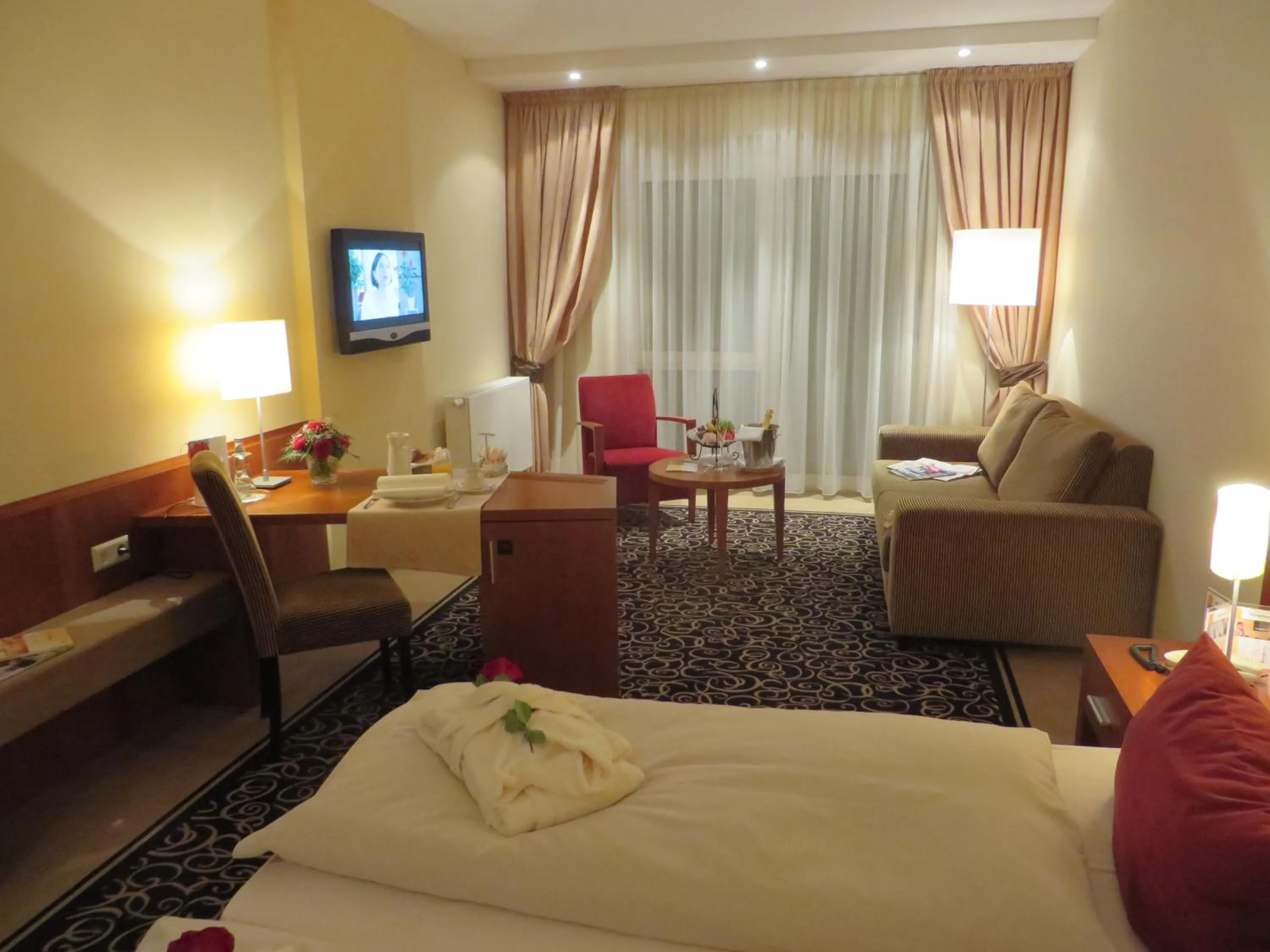 Photo of the whole room, Bed in Ringhotel Bundschu