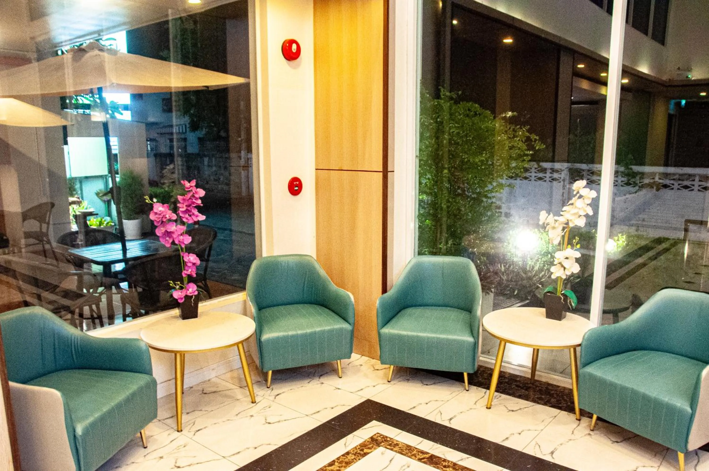 Lobby or reception in HT9 Hotel