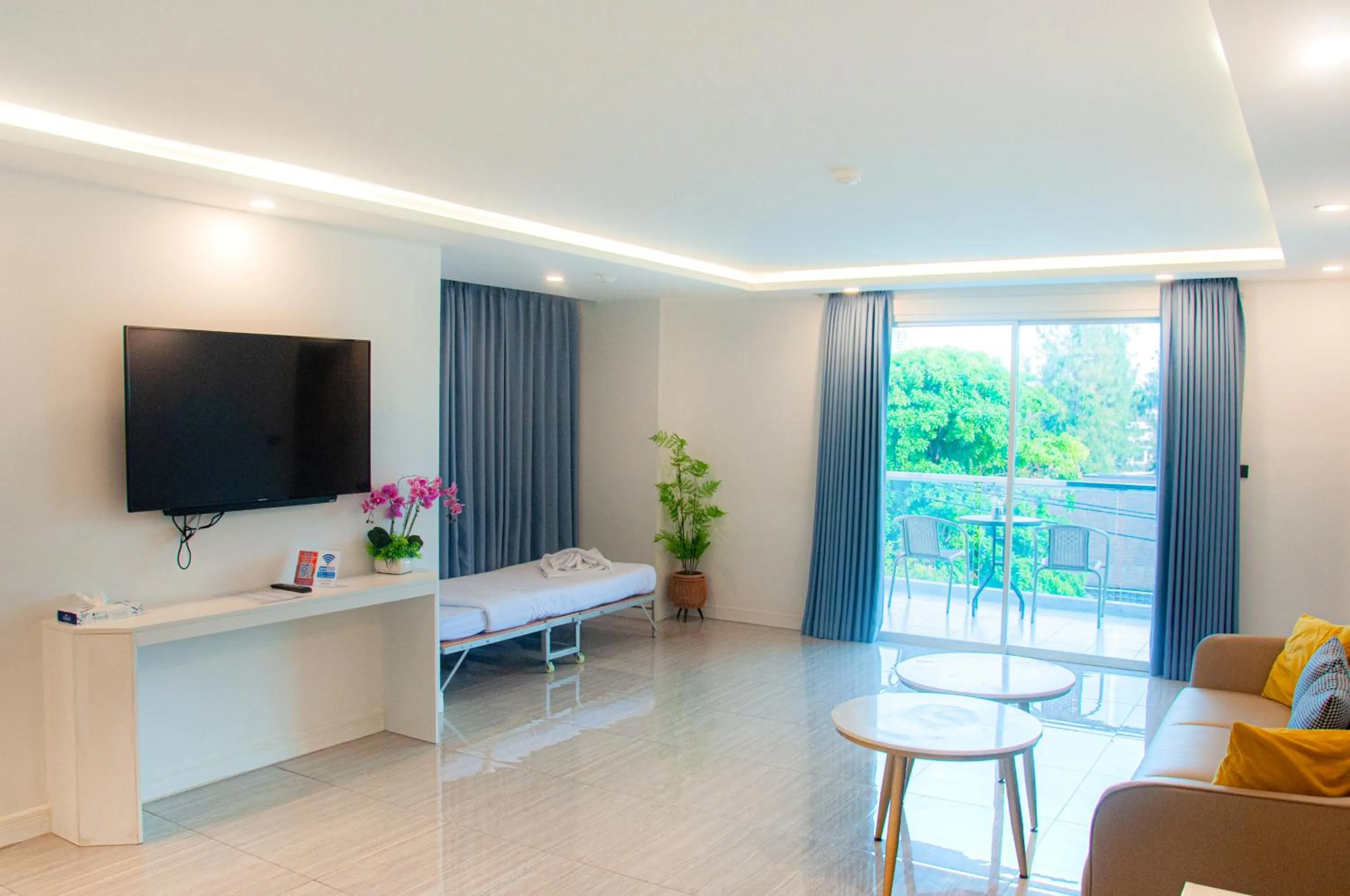 TV and multimedia in HT9 Hotel