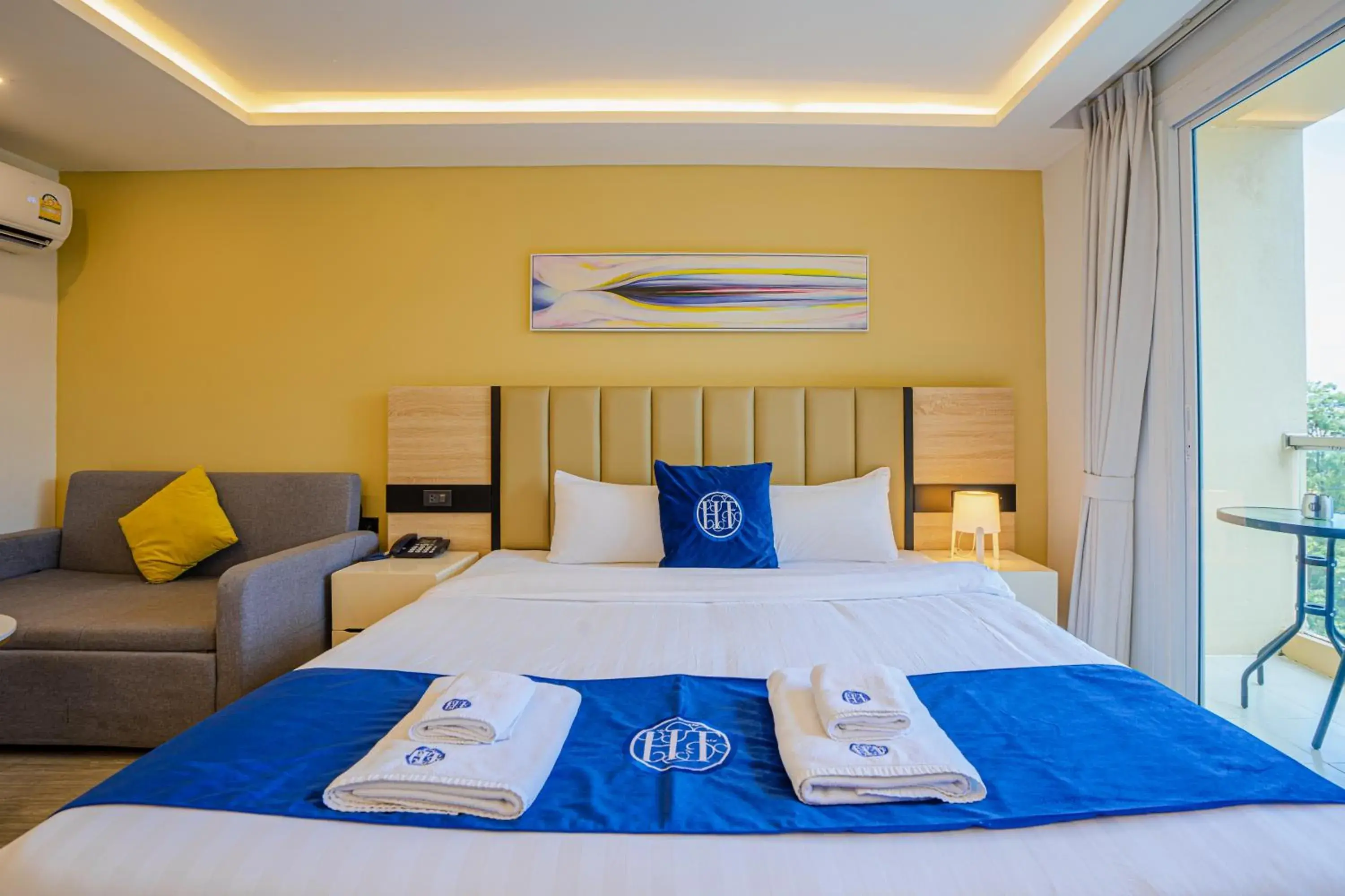 Bed in HT9 Hotel