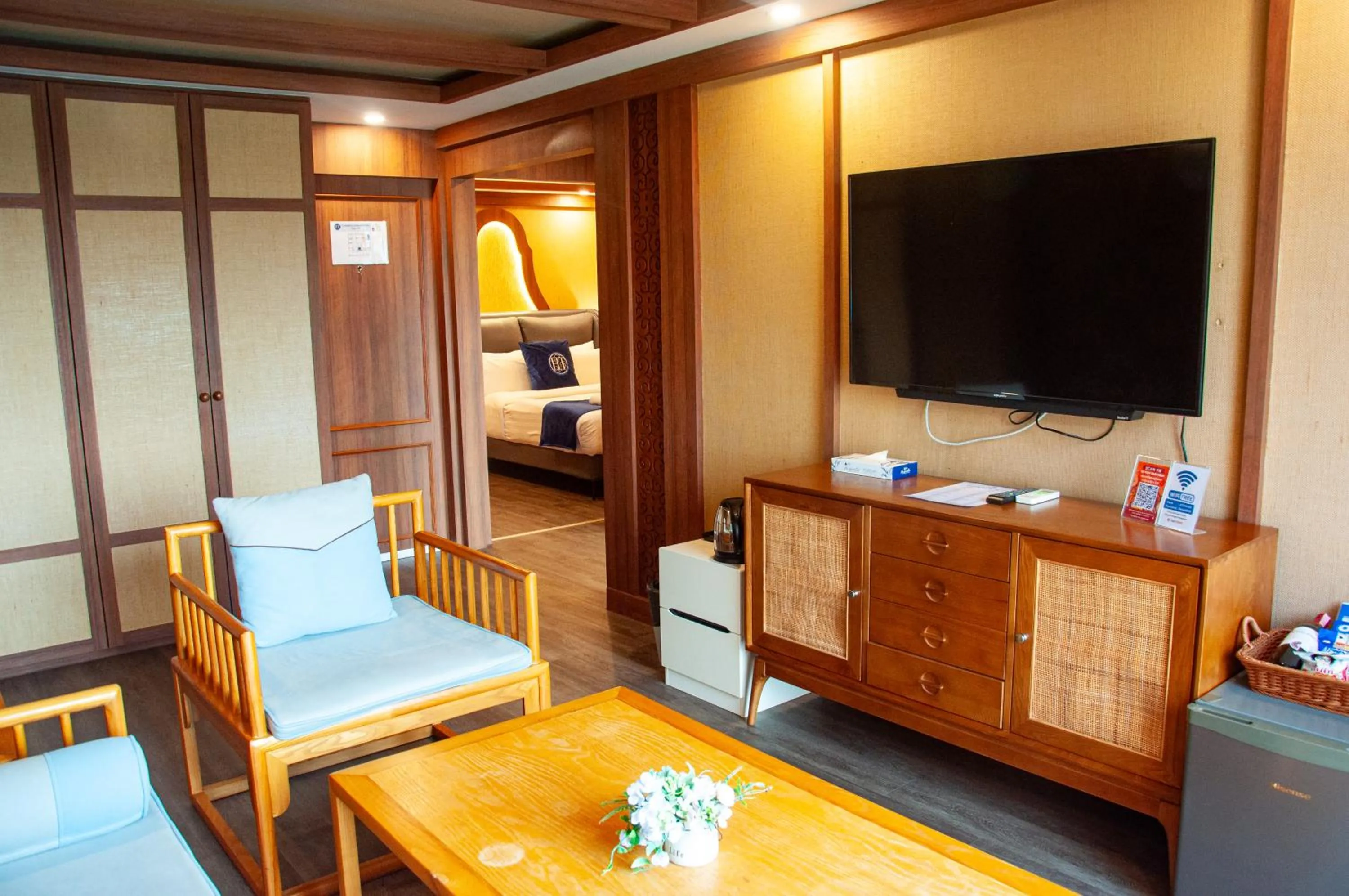 TV and multimedia in HT9 Hotel