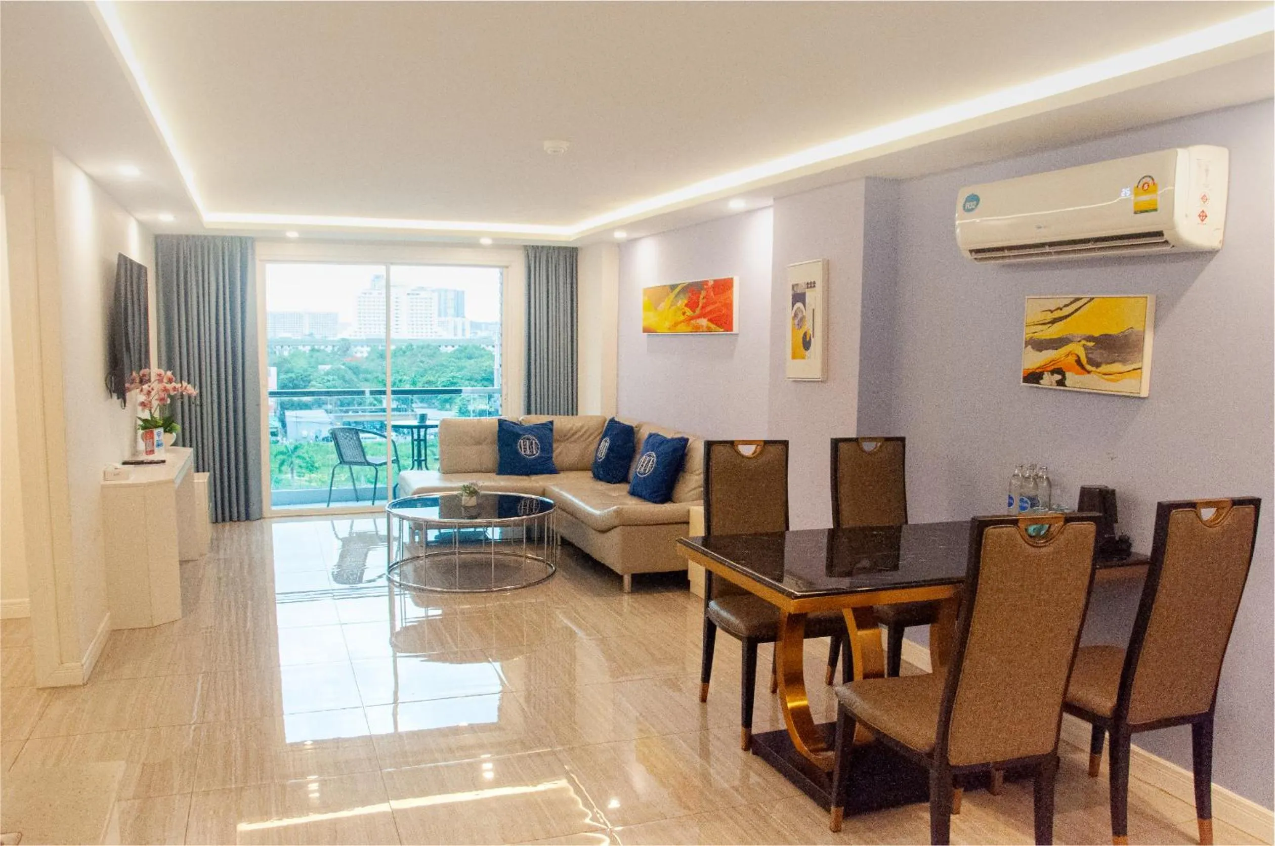 TV and multimedia in HT9 Hotel