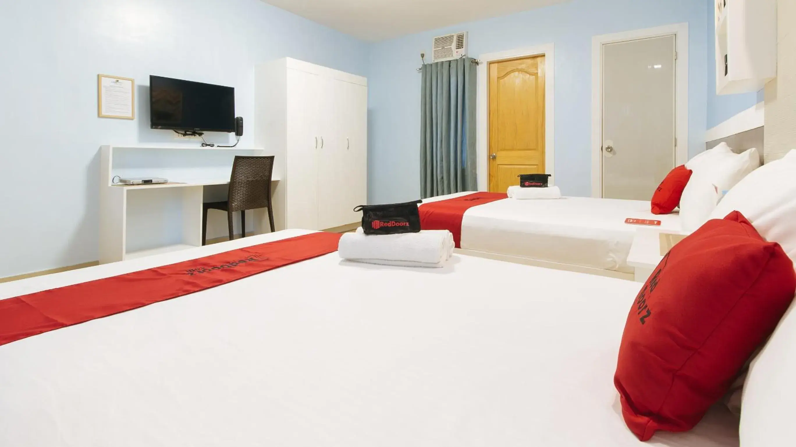 Bedroom, Bed in RedDoorz Plus near Lapasan Plaza Cagayan de Oro Bedroom, Bed in RedDoorz Plus near Lapasan Plaza Cagayan de Oro