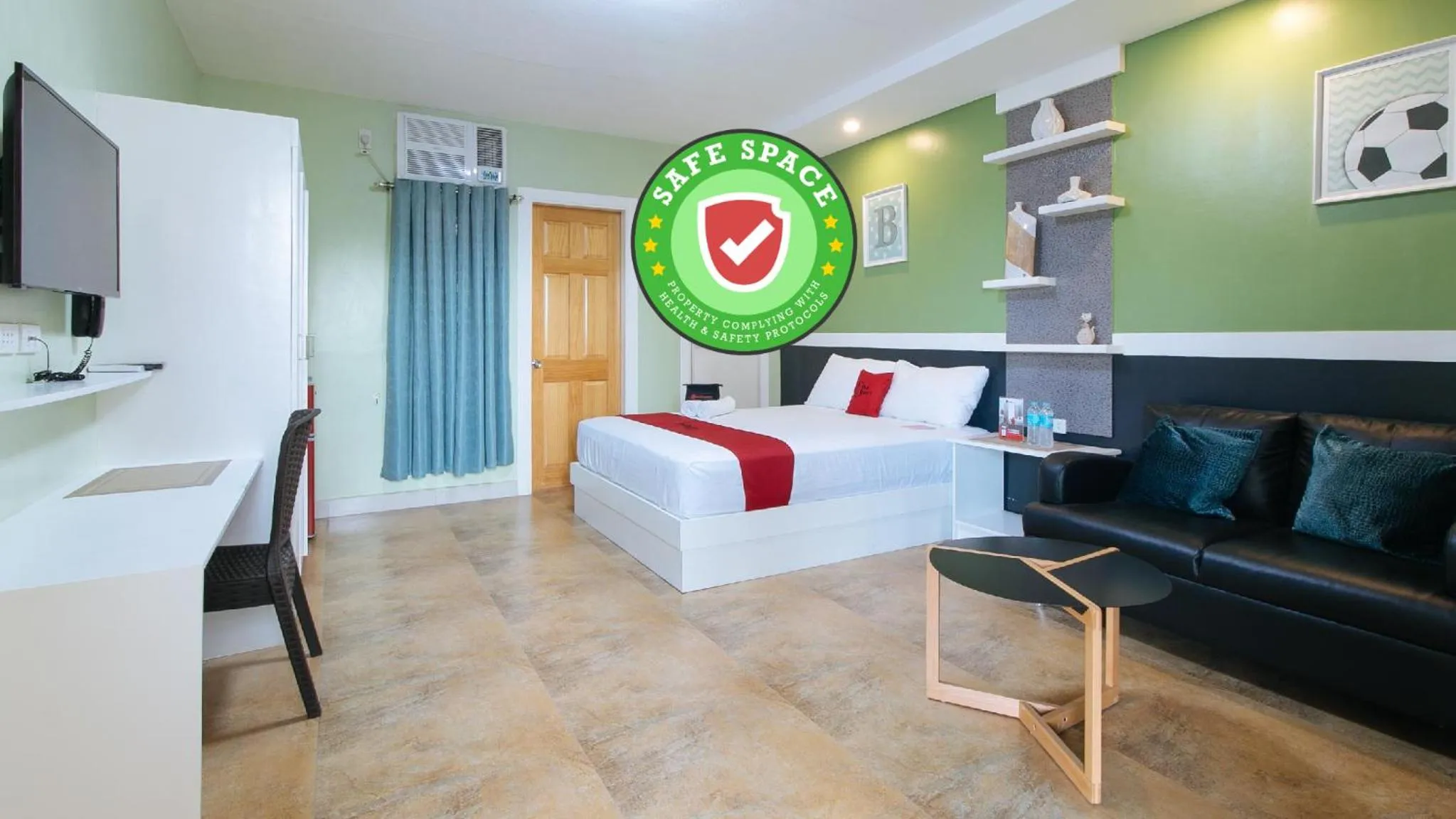 RedDoorz Plus near Lapasan Plaza Cagayan de Oro