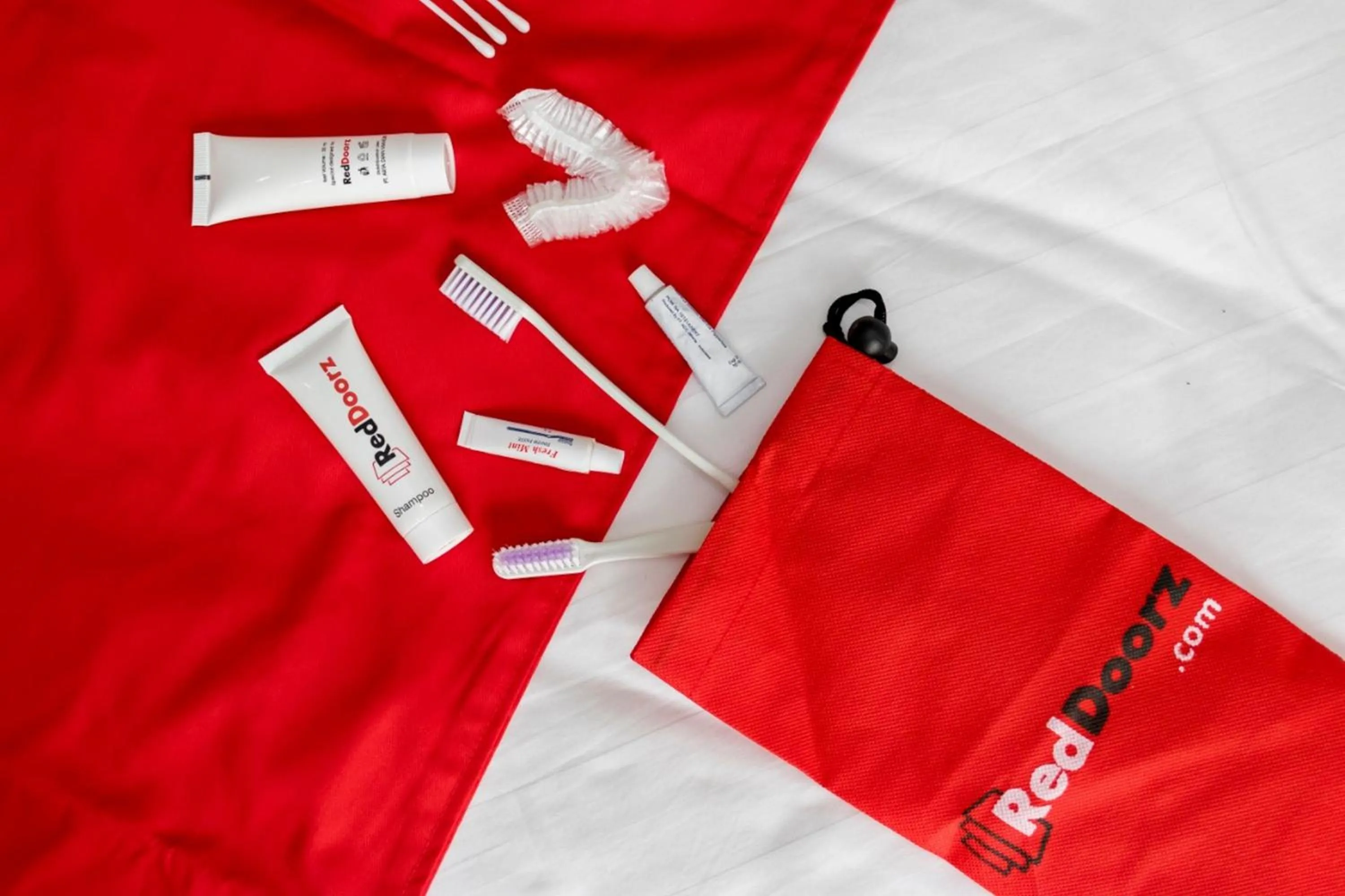 RedDoorz near Plaza Senayan