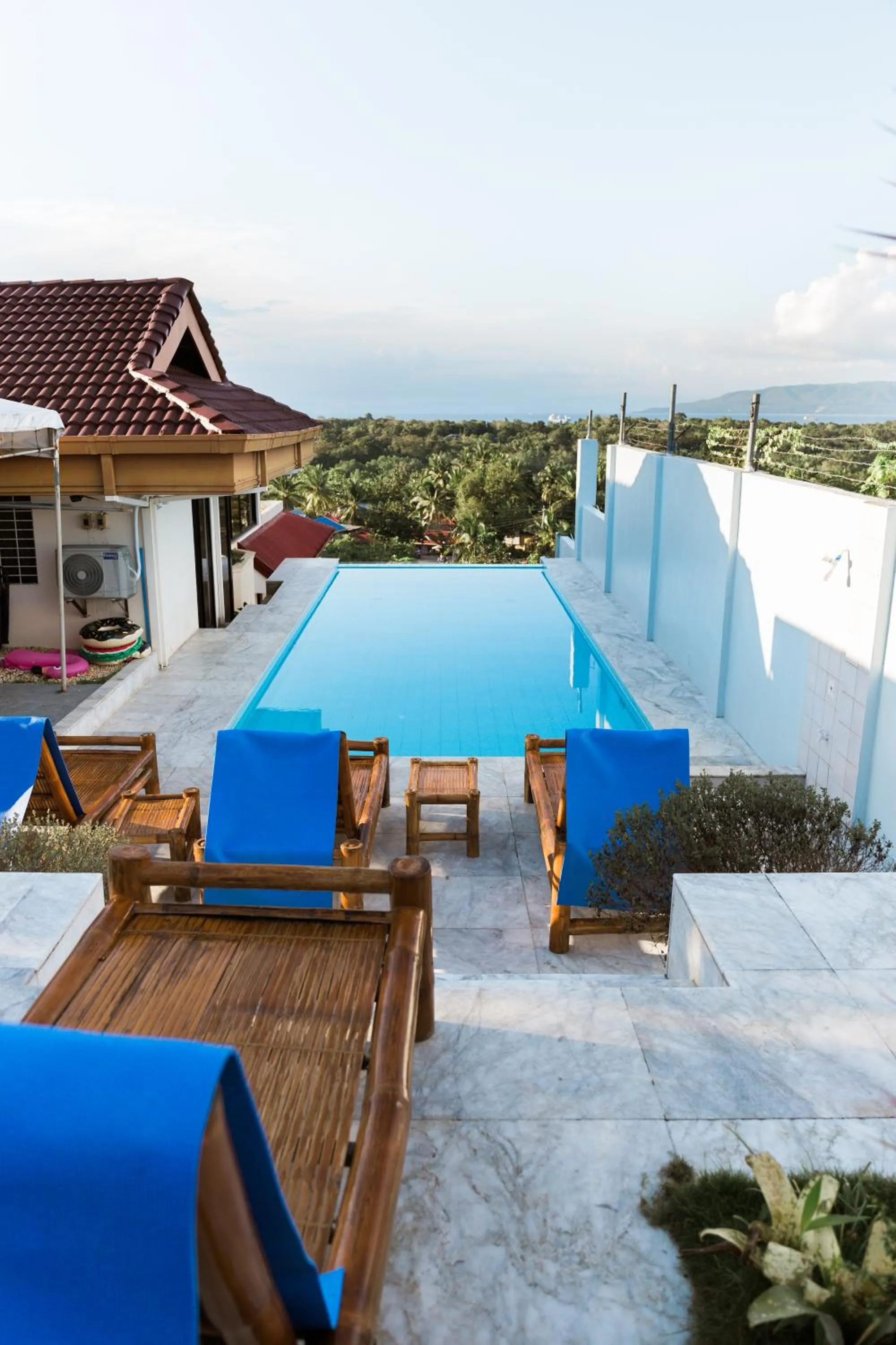 Apartment with Sea View in Seaview Hills Luxury Apartments & Rooms