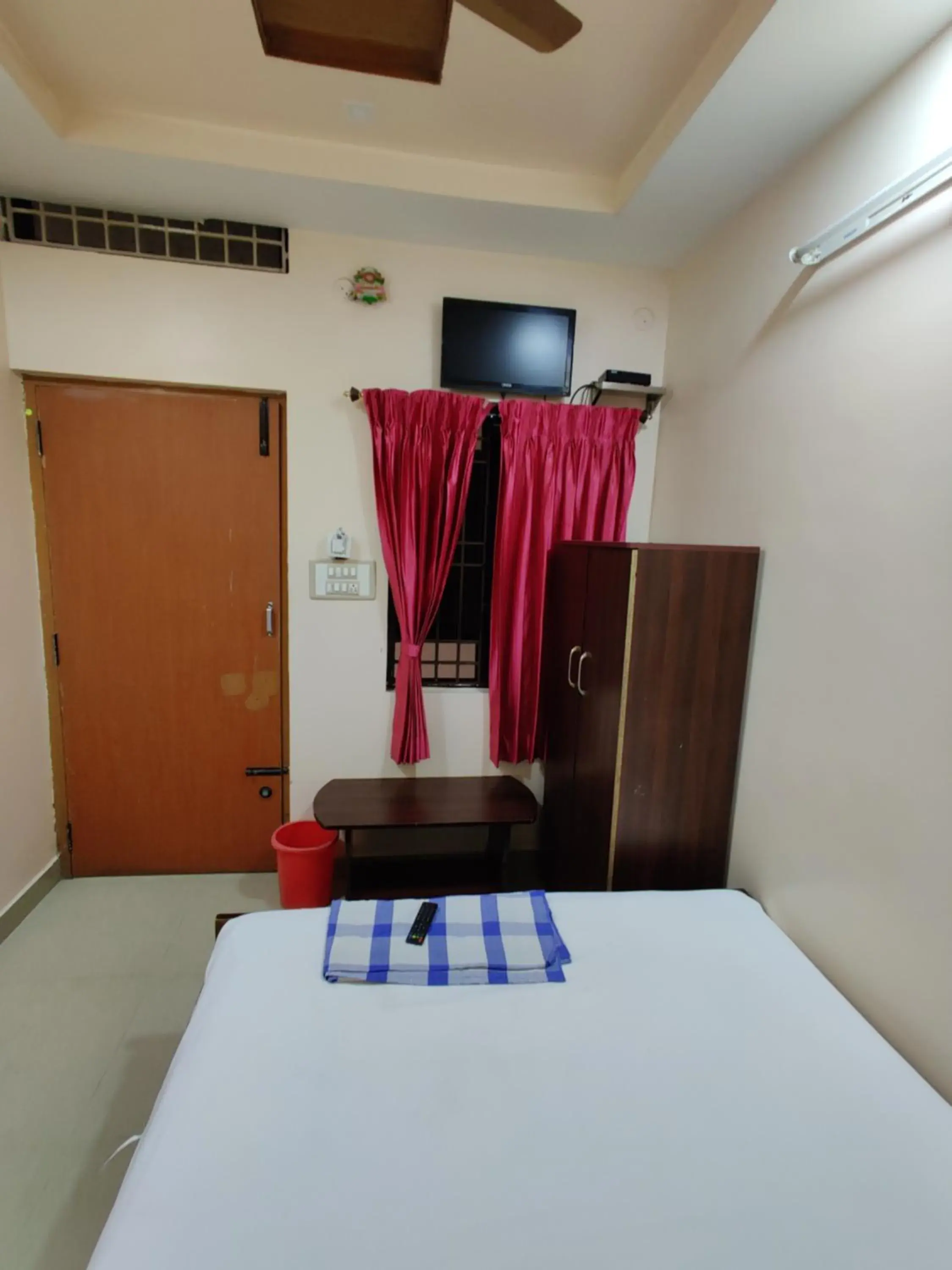 Single Room in Sakthimurugan residency Single Room in Sakthimurugan residency