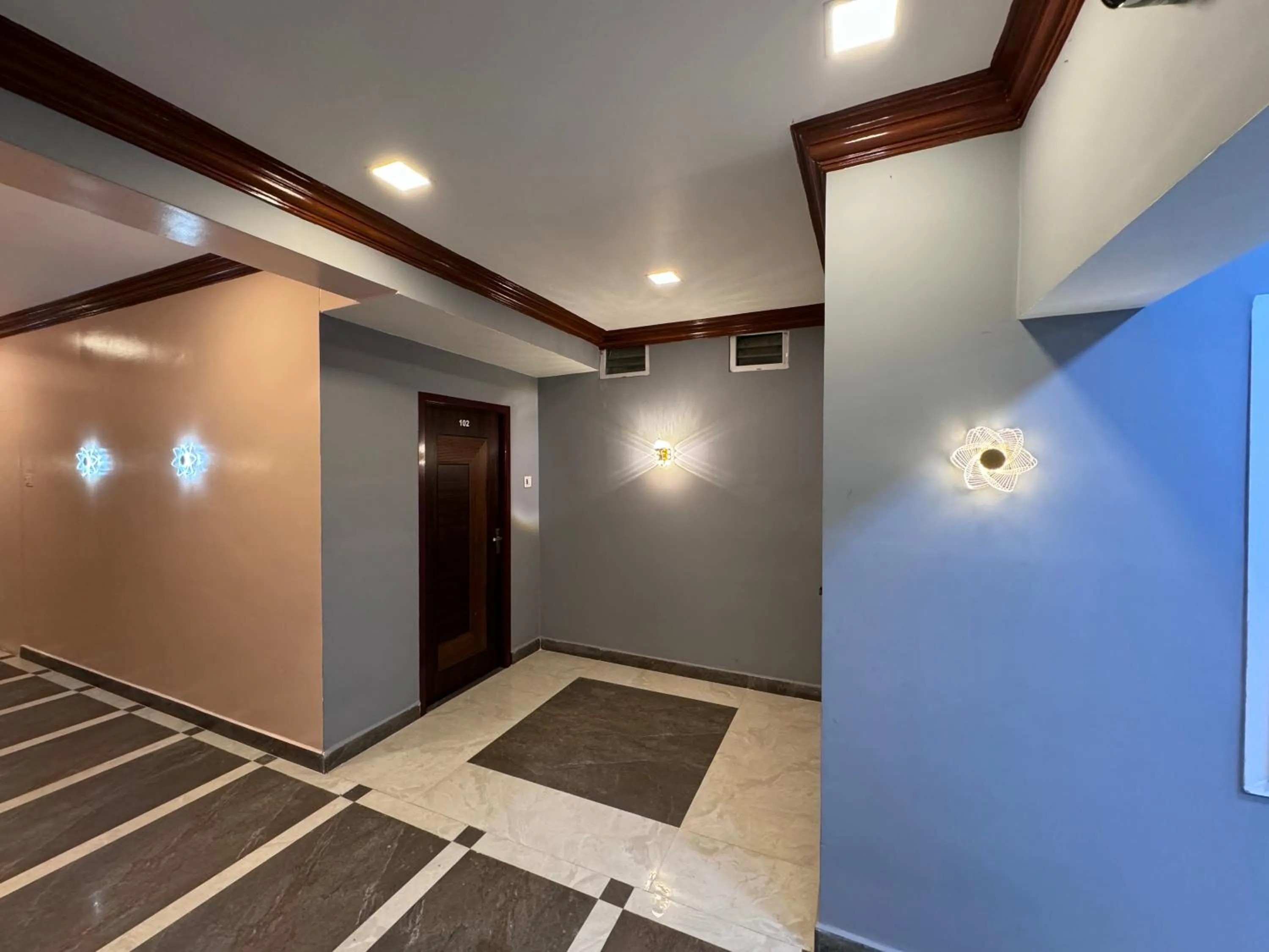 Lobby or reception in Sakthimurugan residency