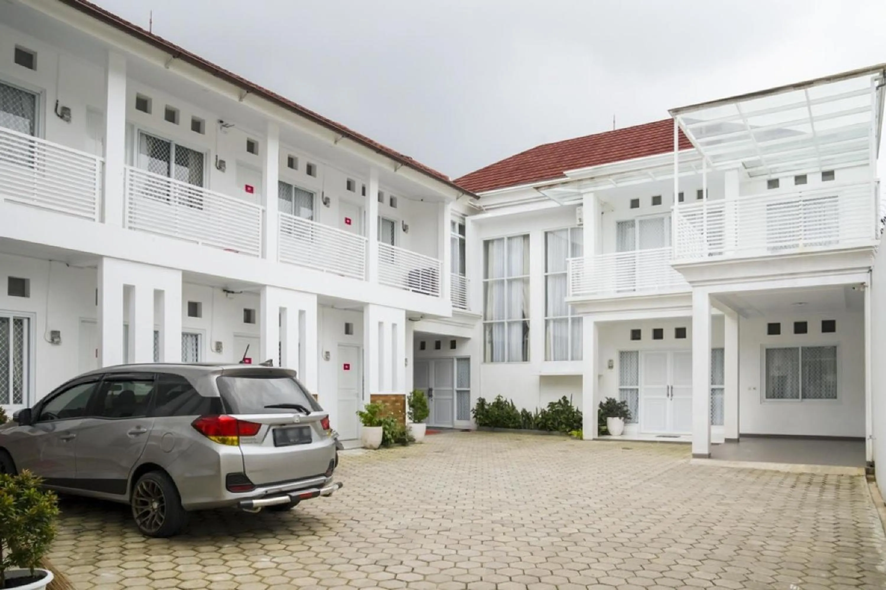 Property building in RedDoorz Syariah near RSUD Kota Bogor