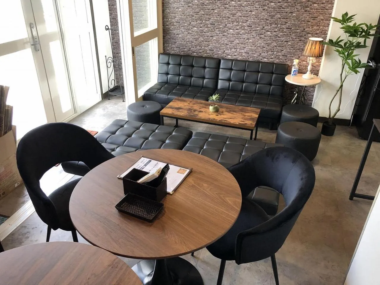 Dining area in Cool-inn Otaru