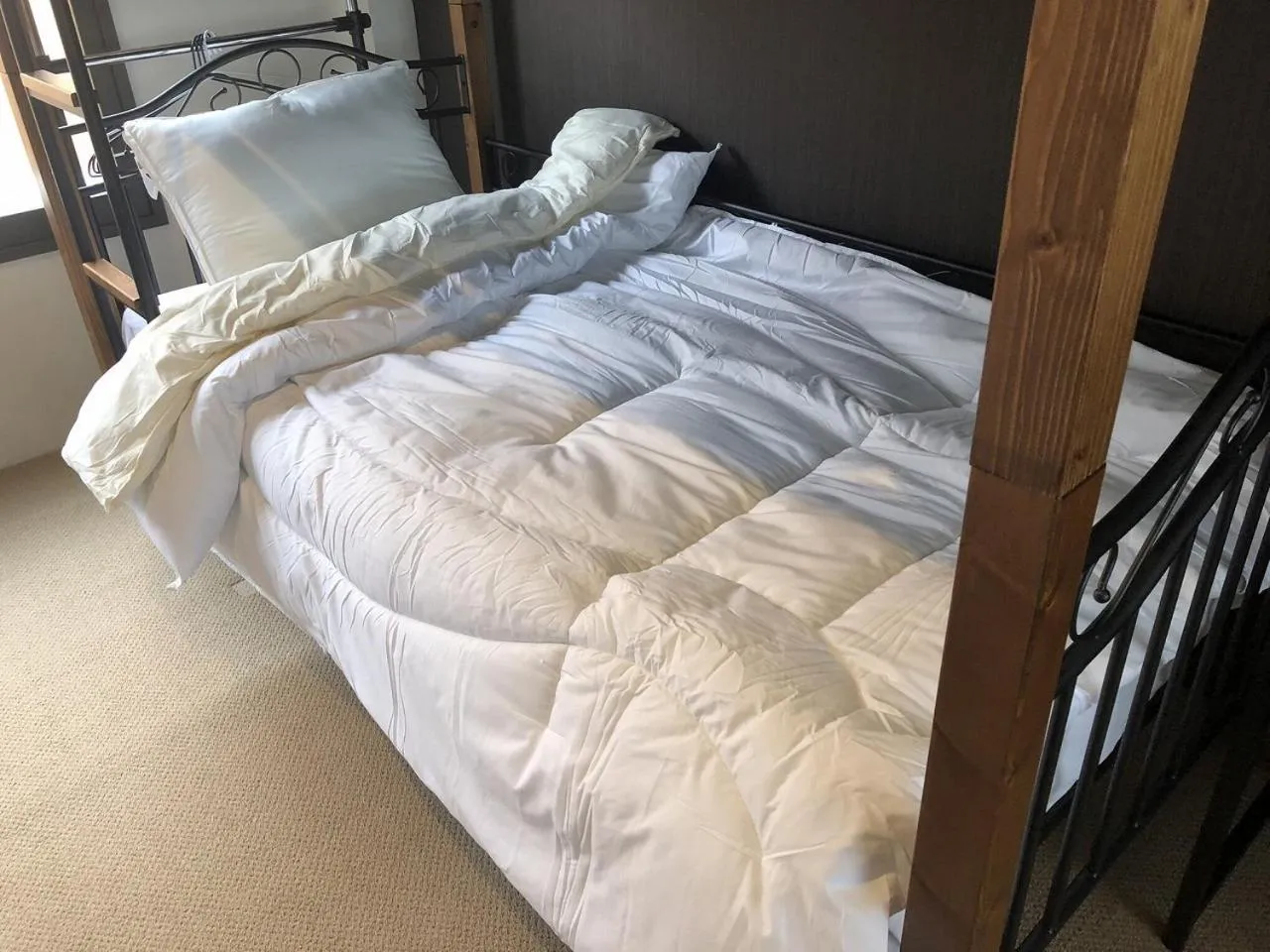bunk bed, Bed in Cool-inn Otaru