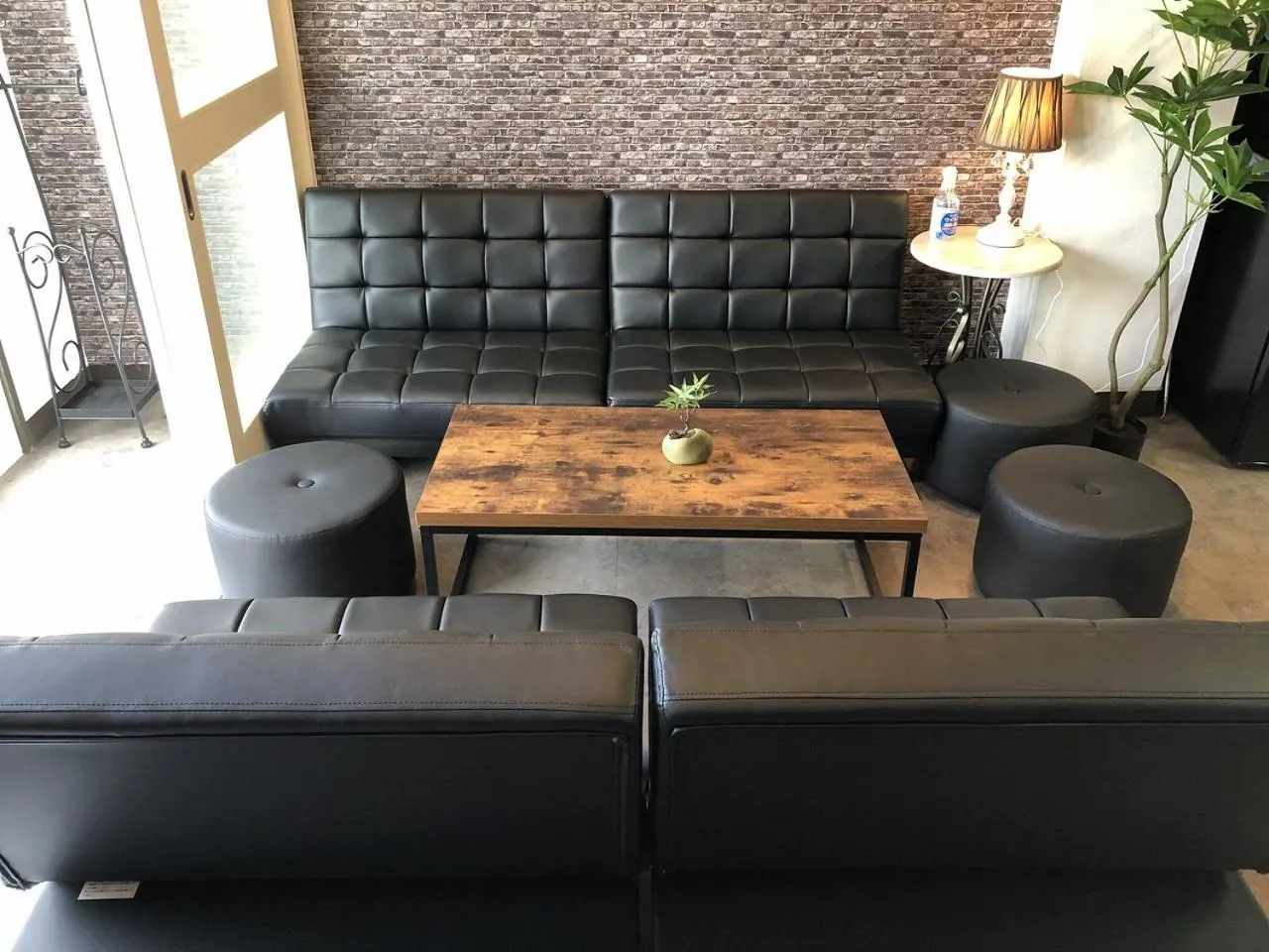 Dining area in Cool-inn Otaru