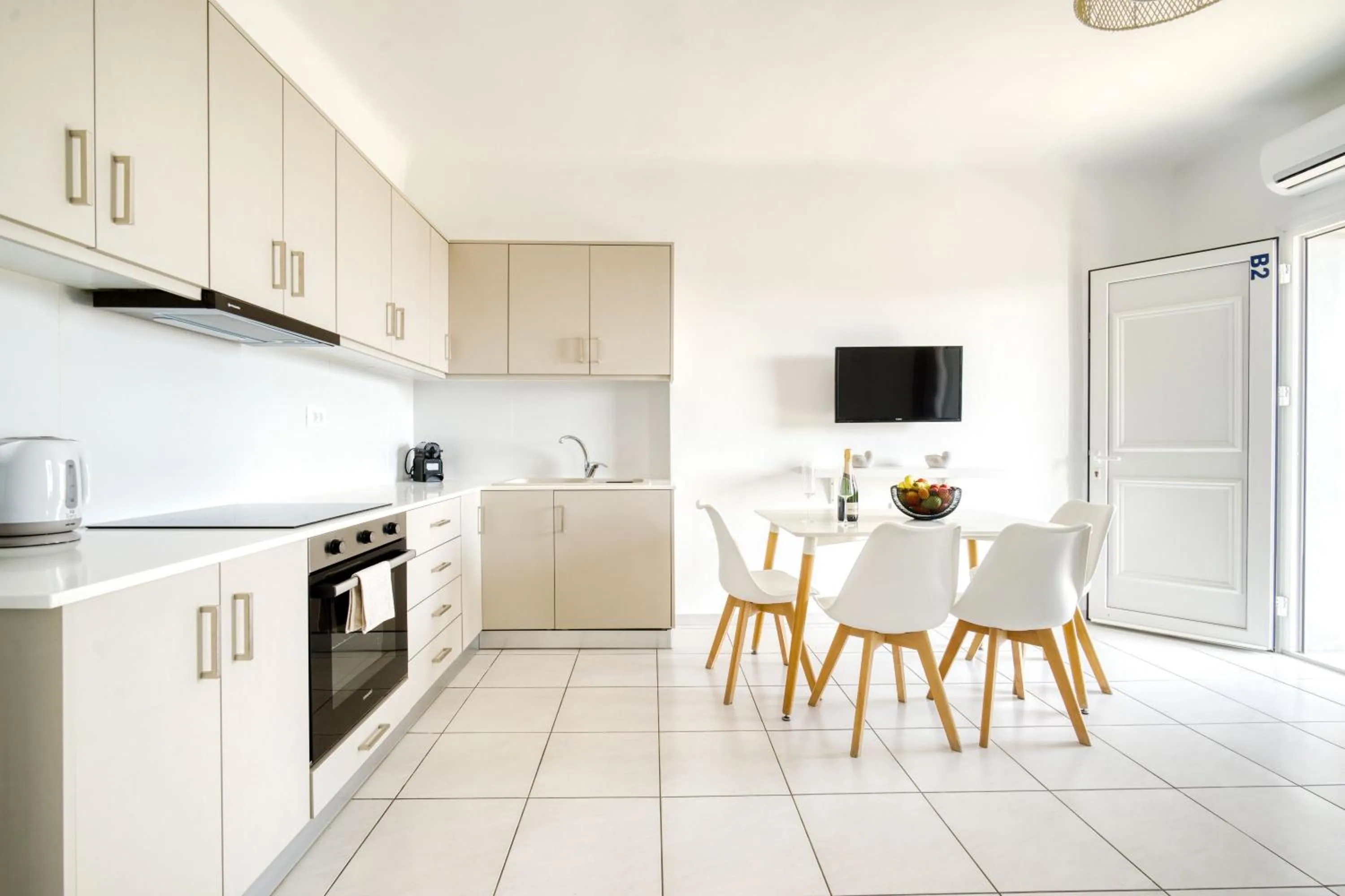 Kitchen or kitchenette in Overview Mykonos Apartments