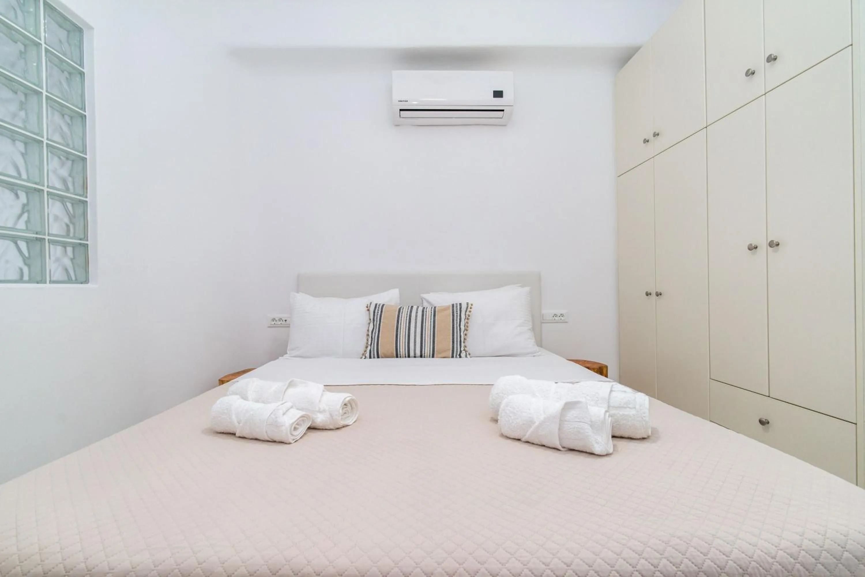 Bedroom in Overview Mykonos Apartments