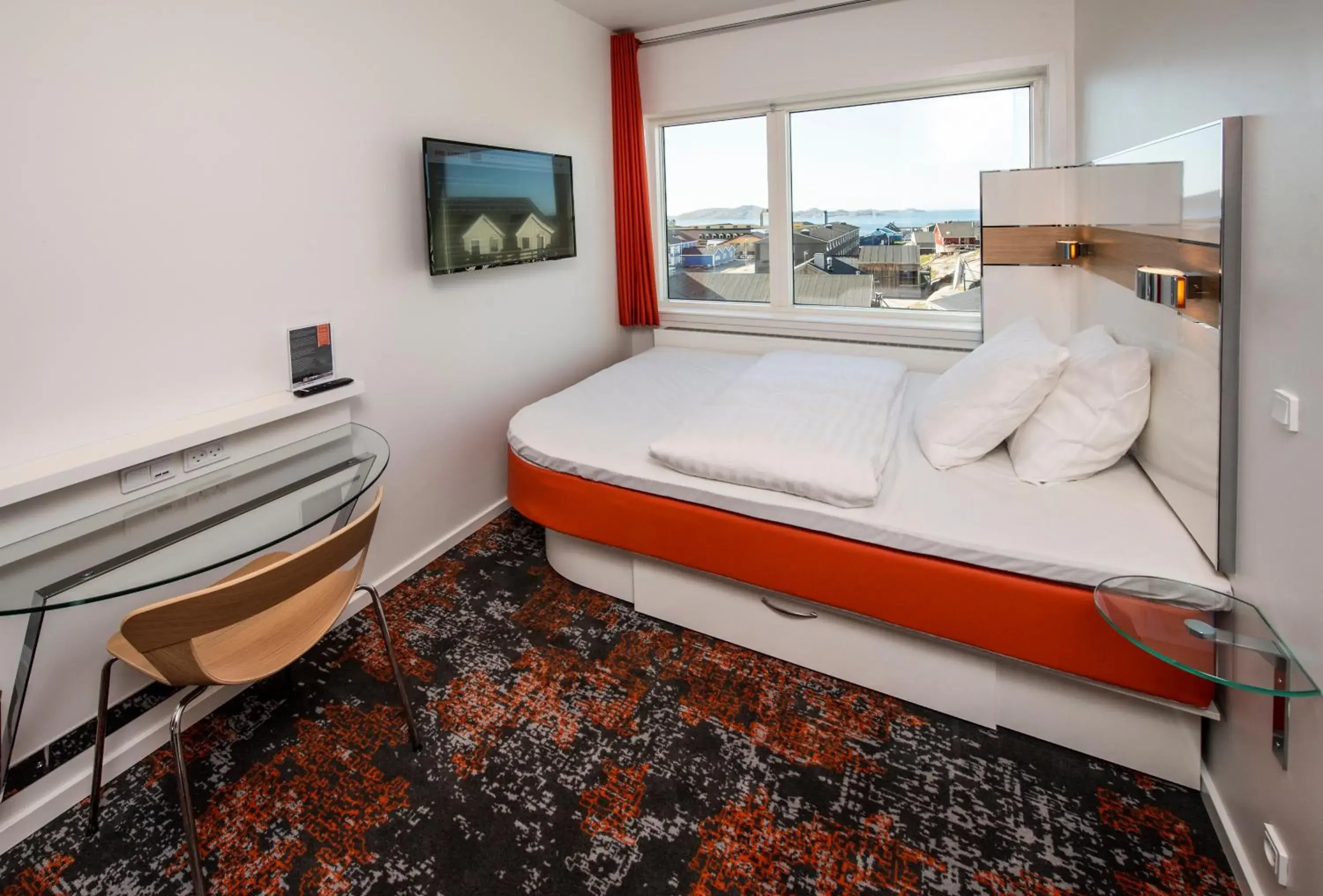 Bed in HHE Express Bed in HHE Express