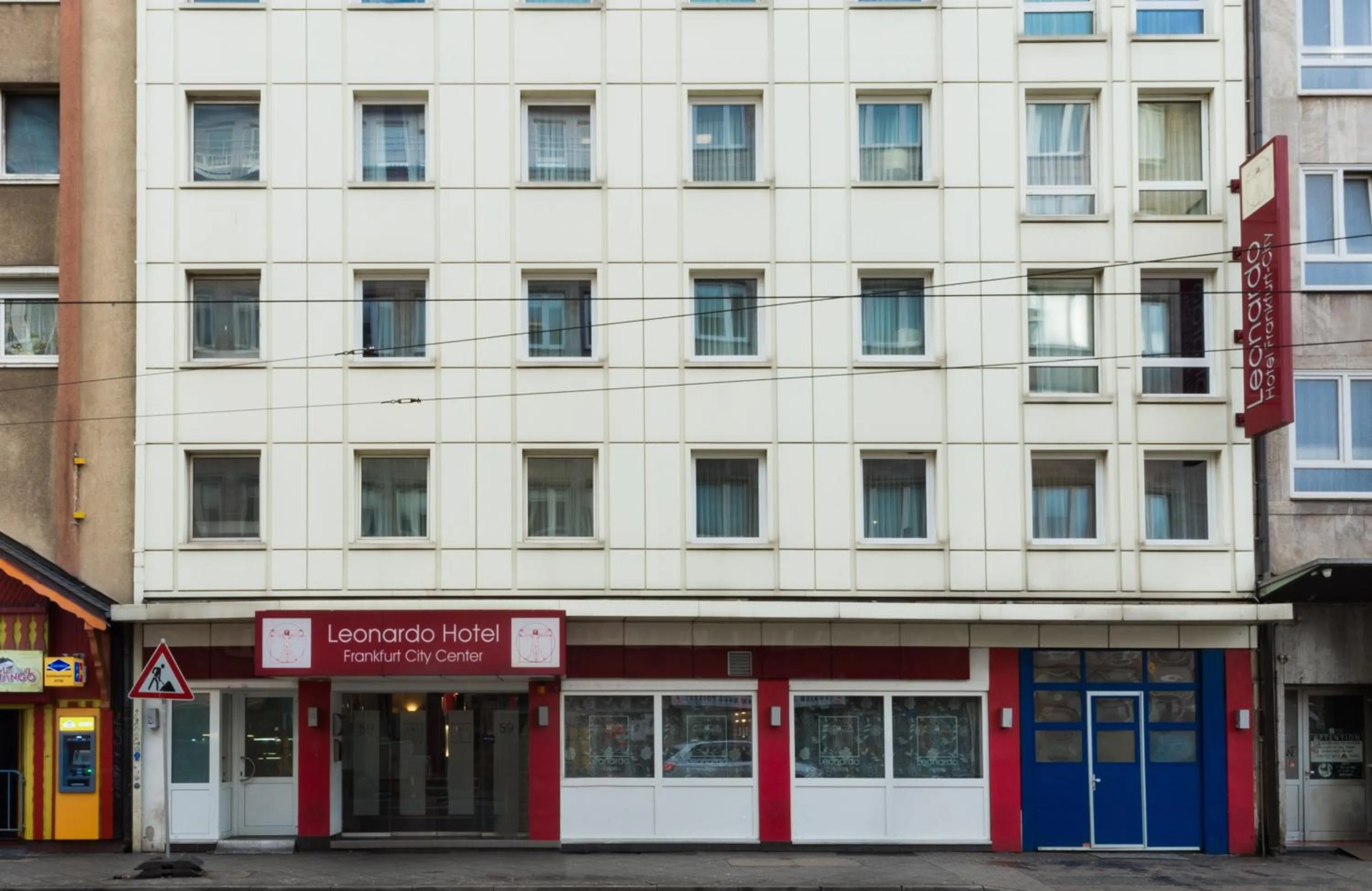 Property building in Leonardo Hotel Frankfurt City Center