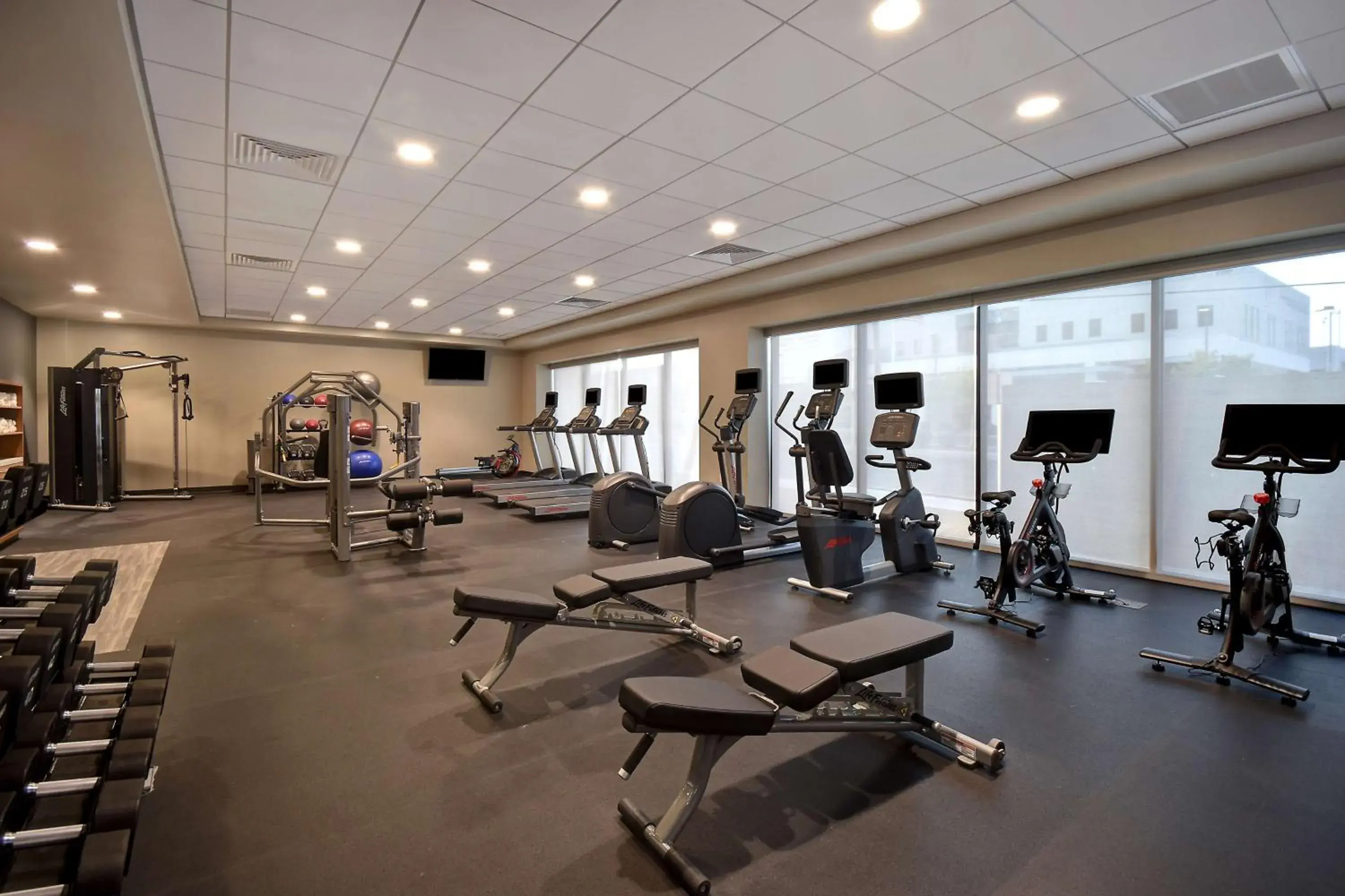 Fitness centre/facilities in Hampton Inn & Suites Las Vegas Convention Center - No Resort Fee Fitness centre/facilities in Hampton Inn & Suites Las Vegas Convention Center - No Resort Fee