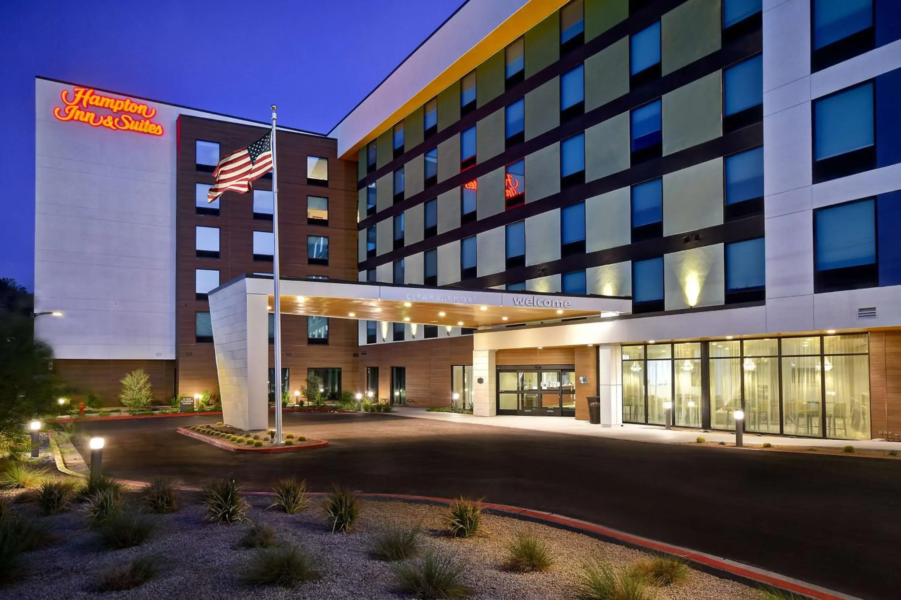 Property building in Hampton Inn & Suites Las Vegas Convention Center - No Resort Fee Property building in Hampton Inn & Suites Las Vegas Convention Center - No Resort Fee