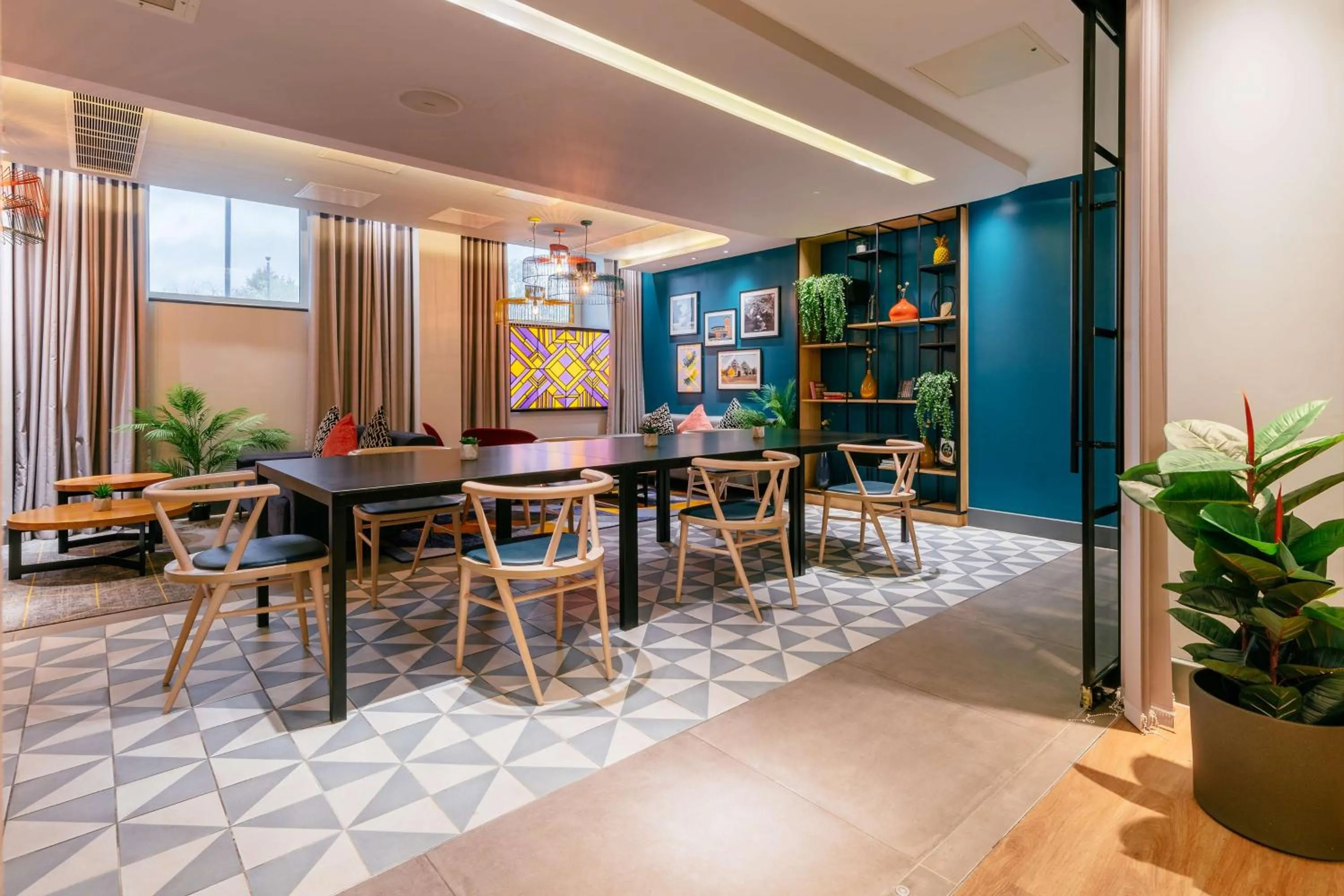 Meeting/conference room in Hampton by Hilton London Park Royal