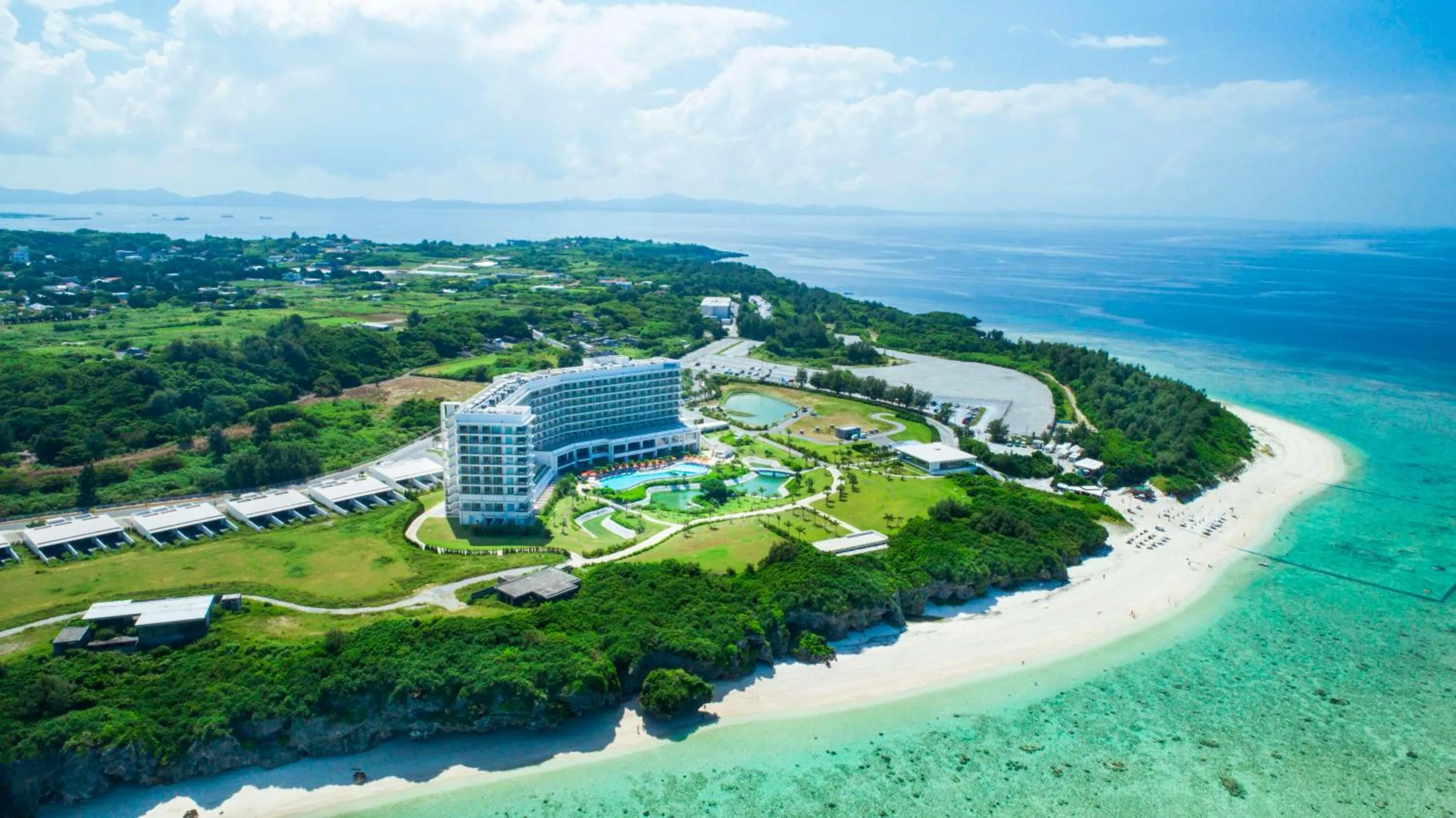 Property building in Hilton Okinawa Sesoko Resort
