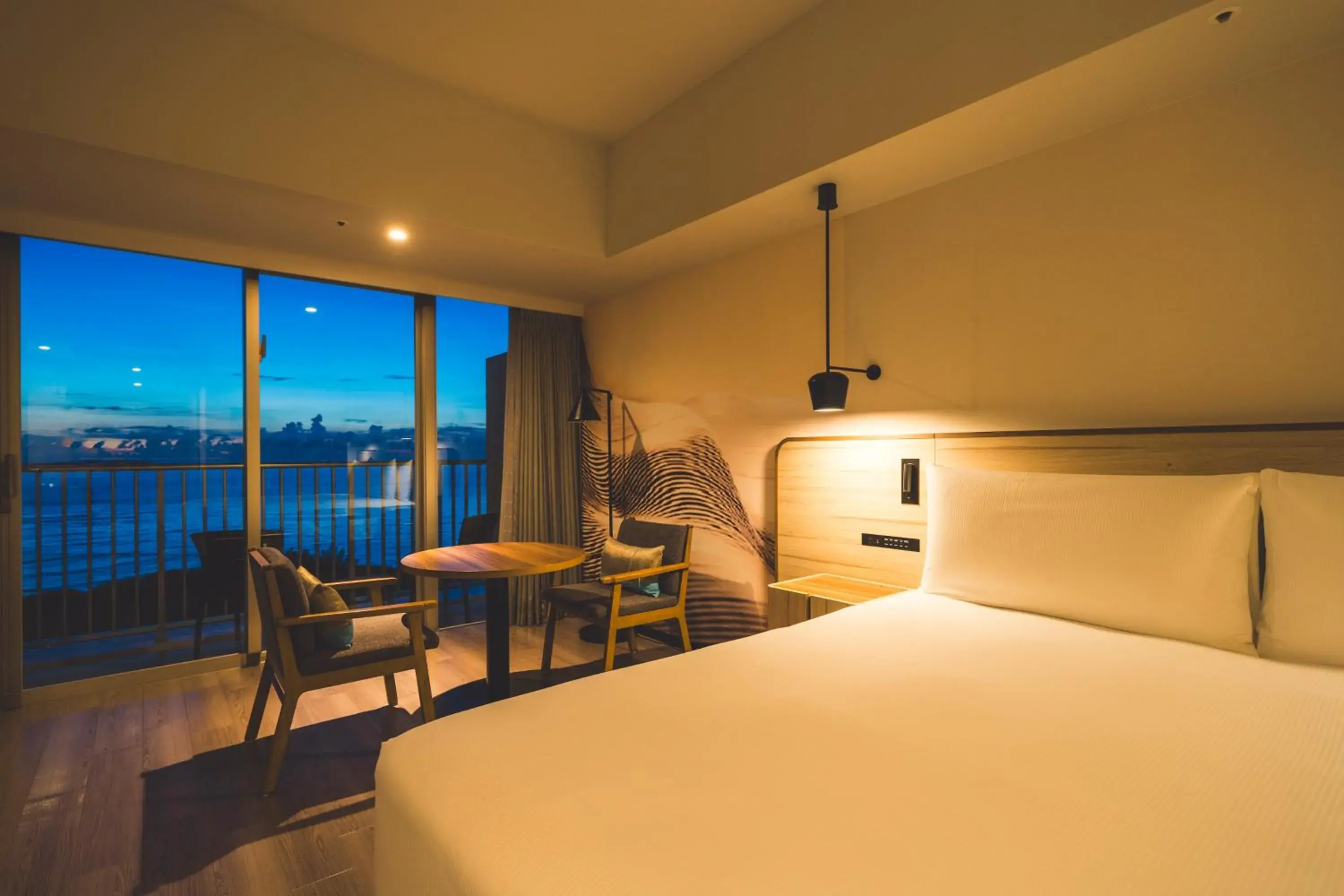 View (from property/room), Bed in Hilton Okinawa Sesoko Resort View (from property/room), Bed in Hilton Okinawa Sesoko Resort
