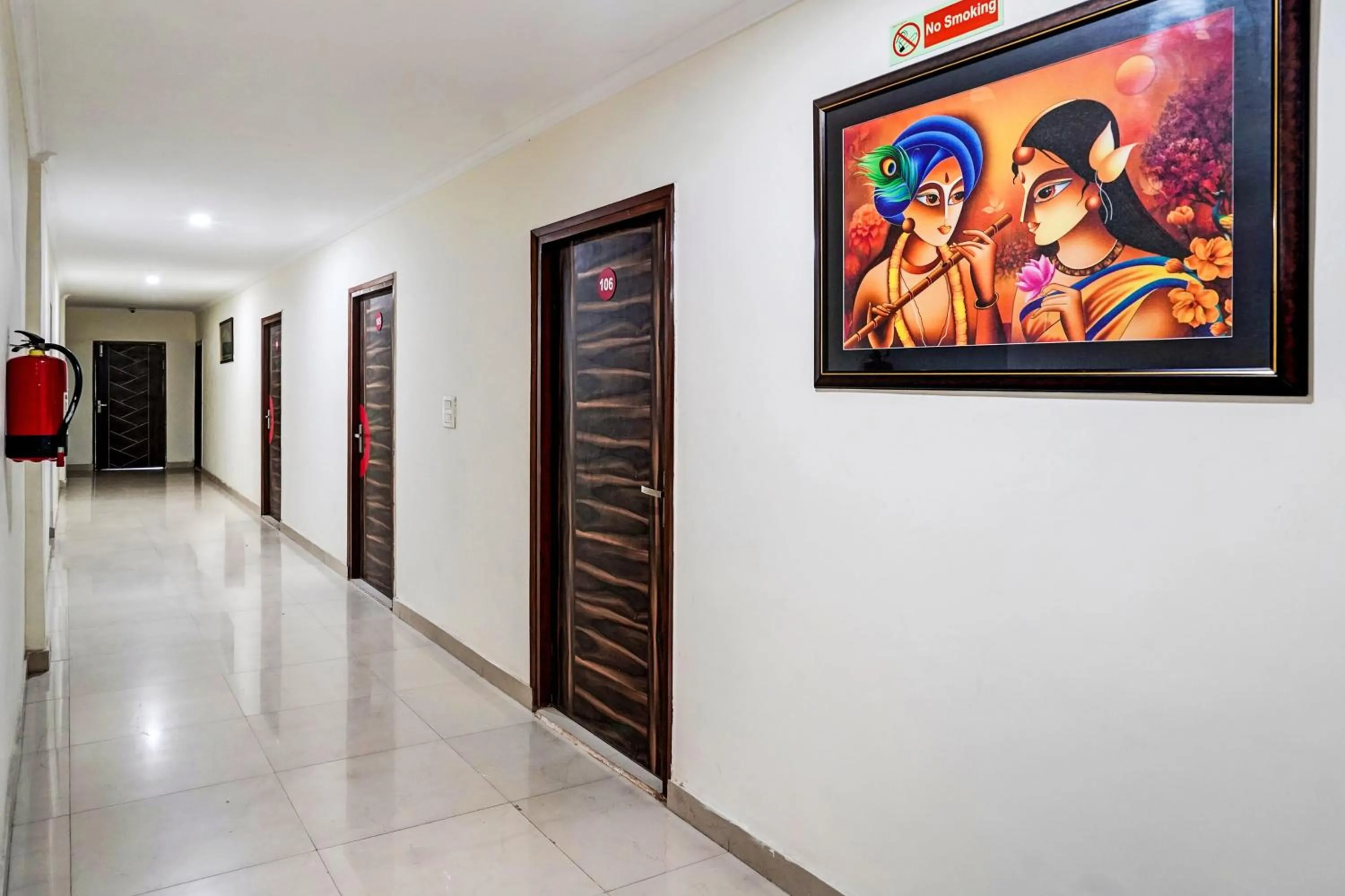 Lobby or reception in Super Townhouse Diamond View