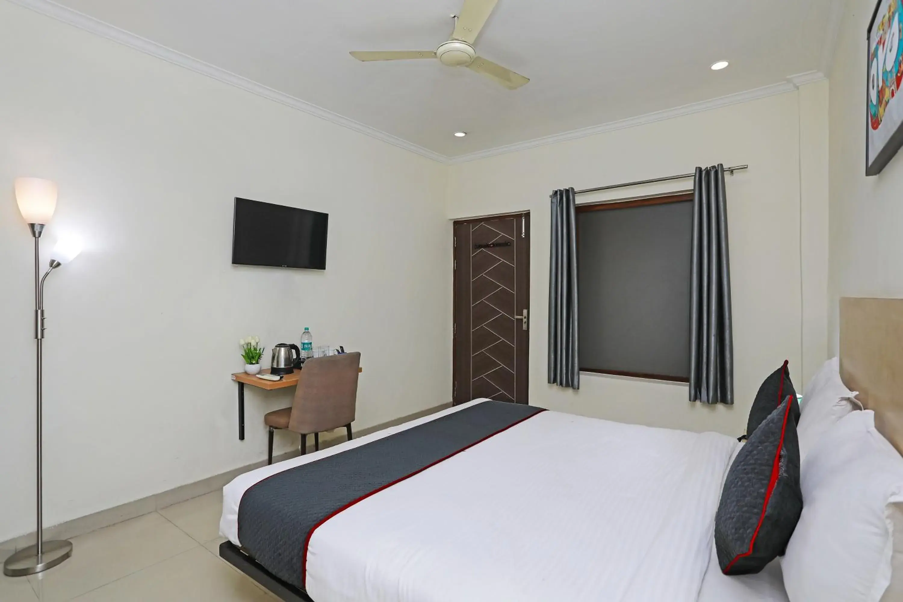 Bedroom, Bed in Super Townhouse Diamond View Bedroom, Bed in Super Townhouse Diamond View