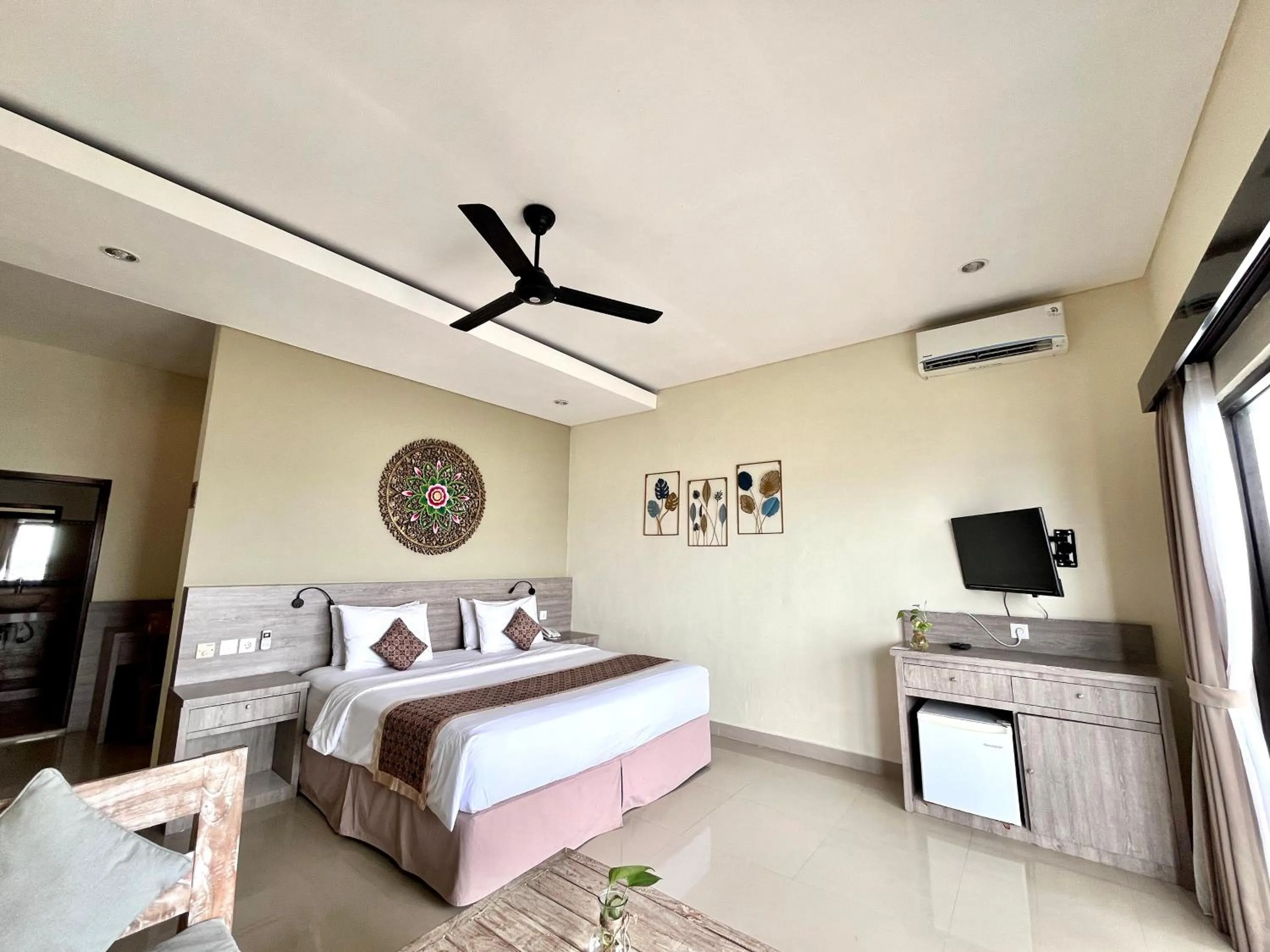 Bedroom, Bed in Mejore Beach Hotel