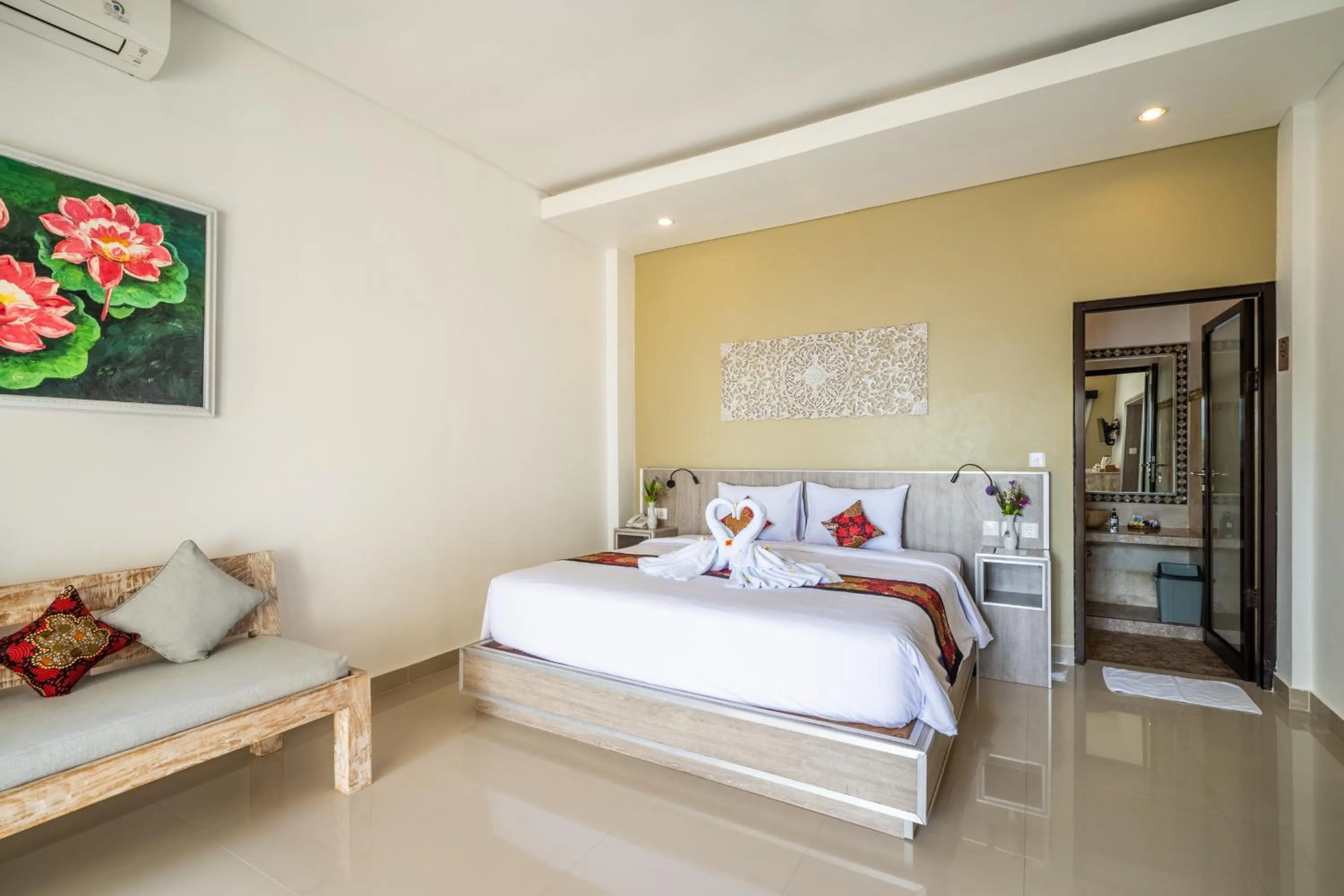 Bedroom, Bed in Mejore Beach Hotel