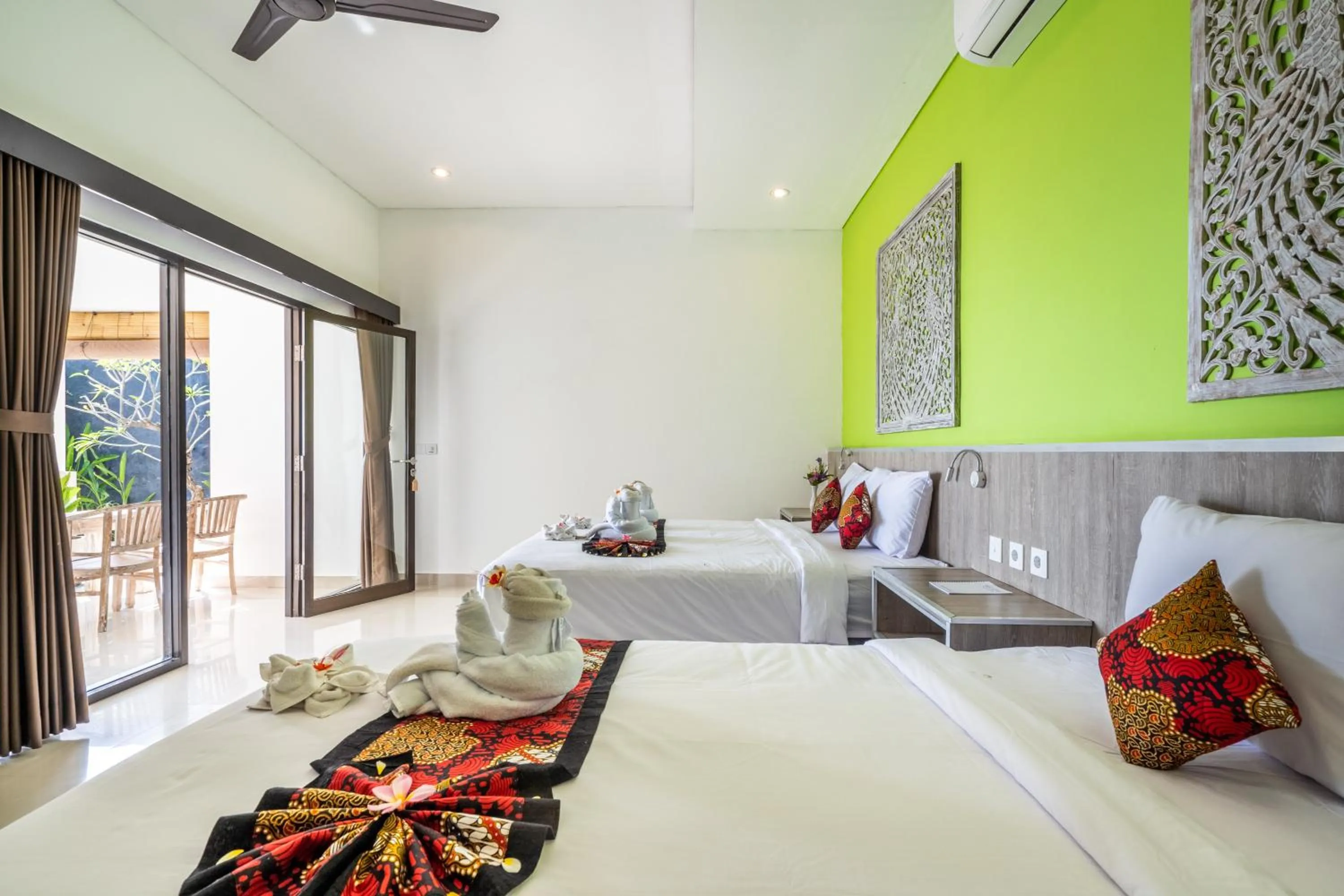 Bed in Mejore Beach Hotel