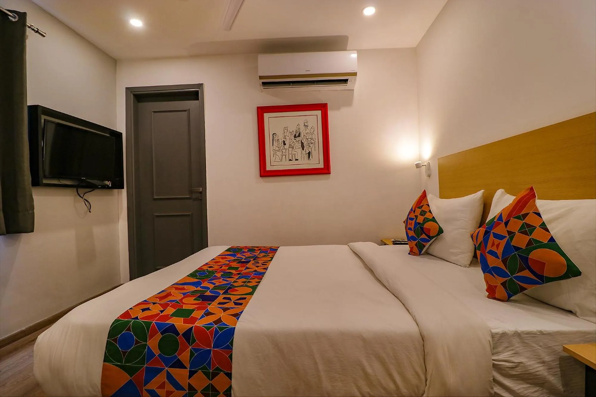 Bedroom, Bed in FabHotel Hargobind Enclave