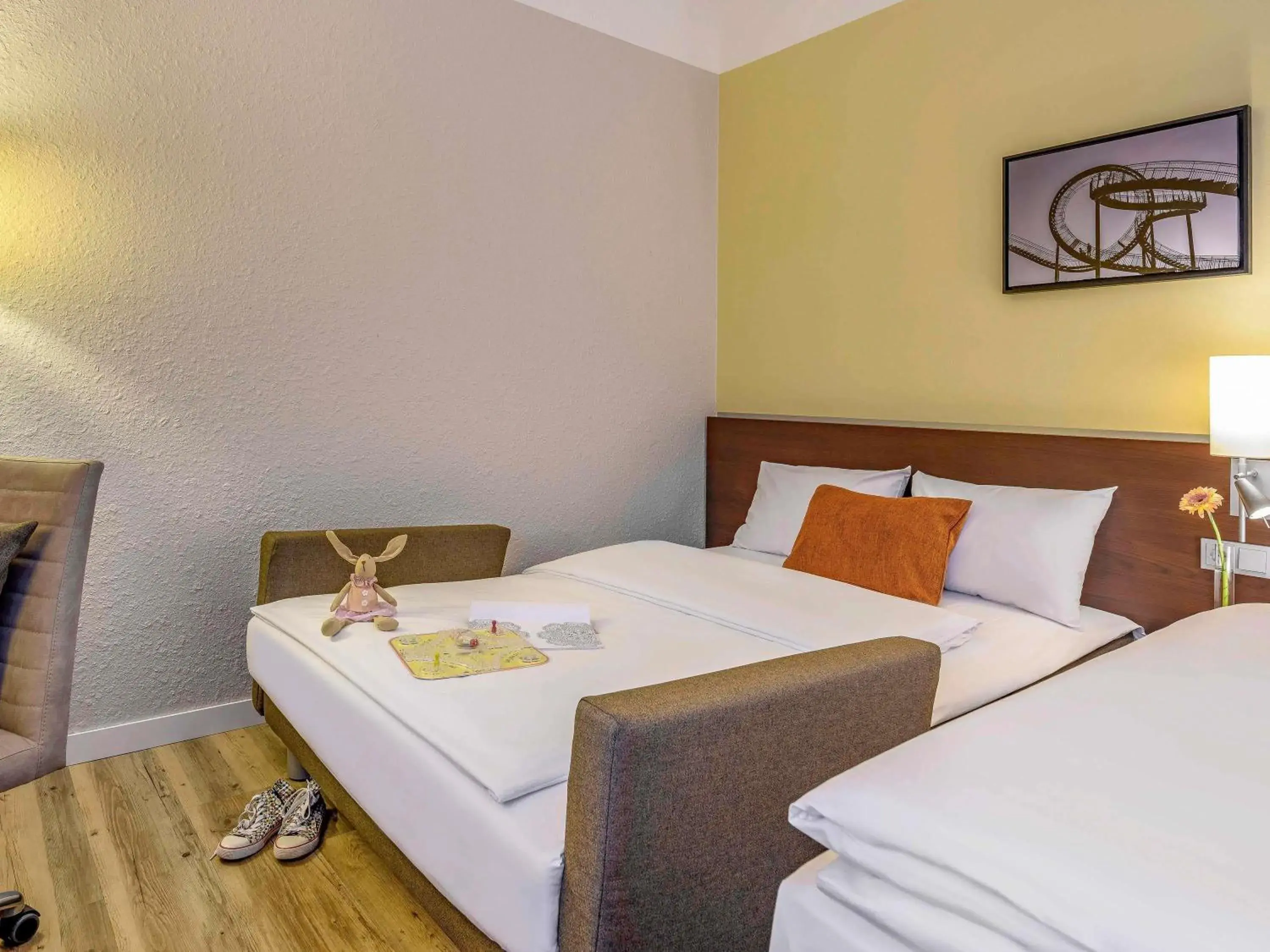 Bedroom, Bed in Mercure Hotel Duisburg City Bedroom, Bed in Mercure Hotel Duisburg City