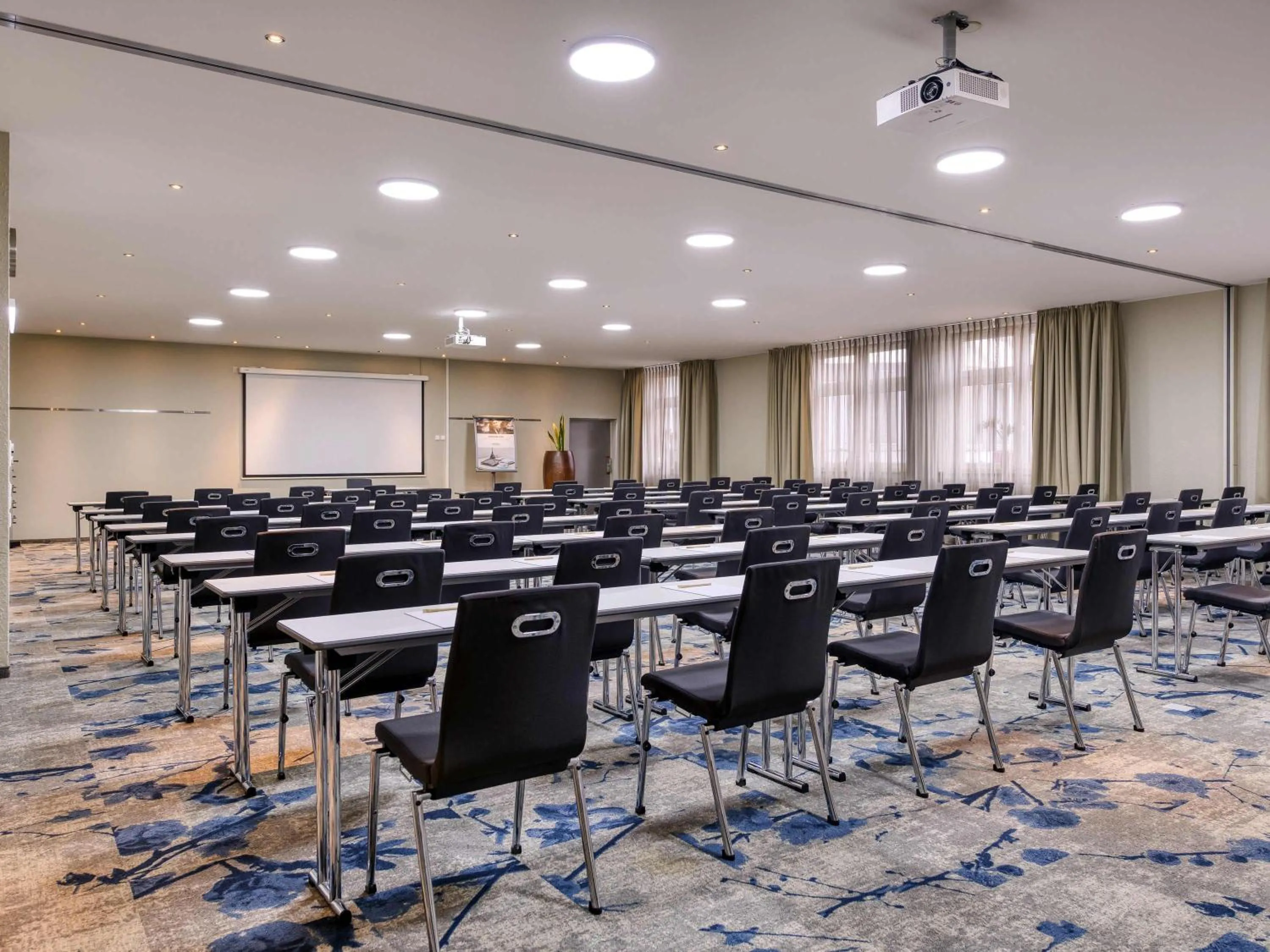 Meeting/conference room in Mercure Hotel Duisburg City