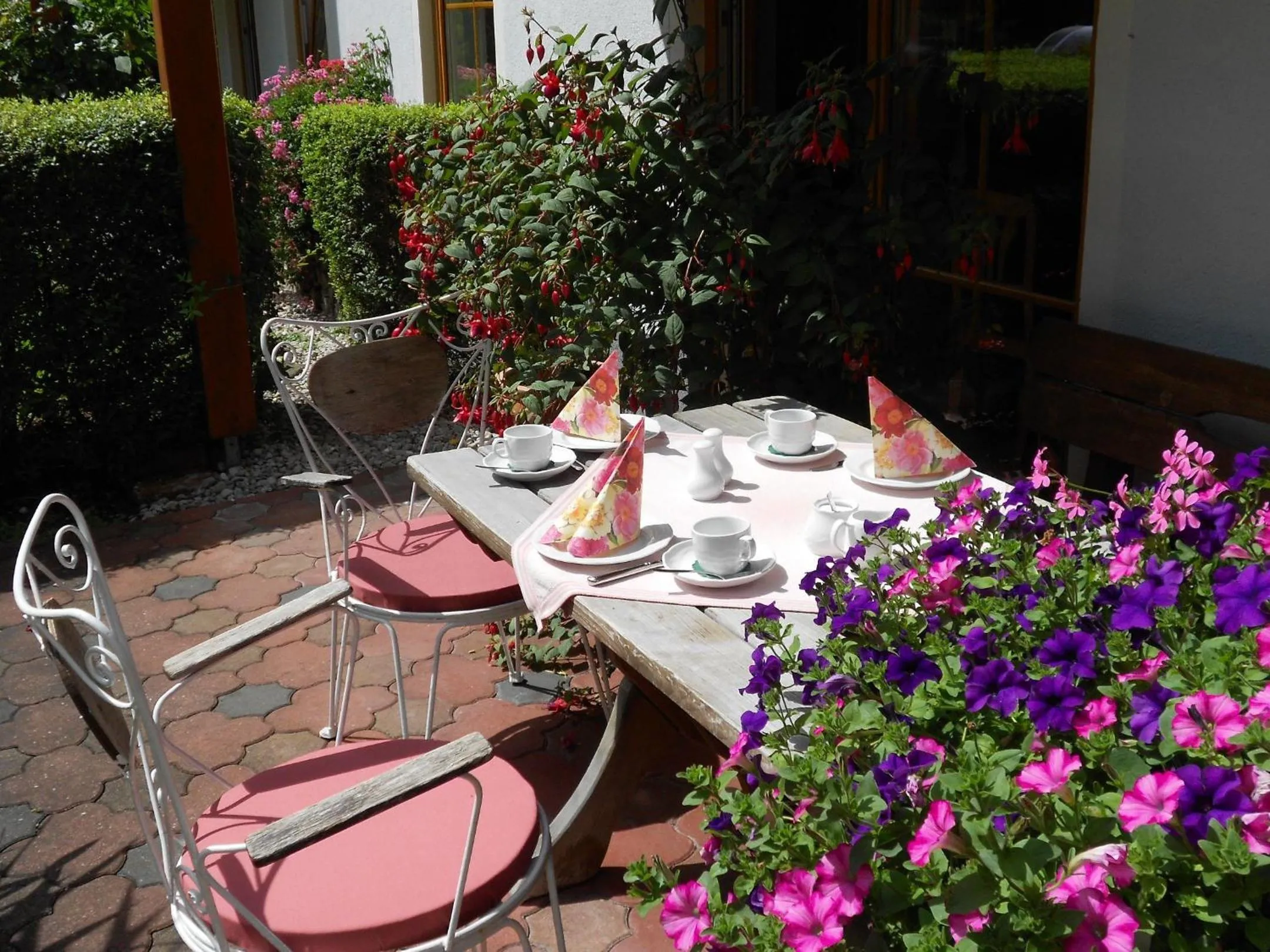 Restaurant/places to eat in Aparthotel Alpenpark