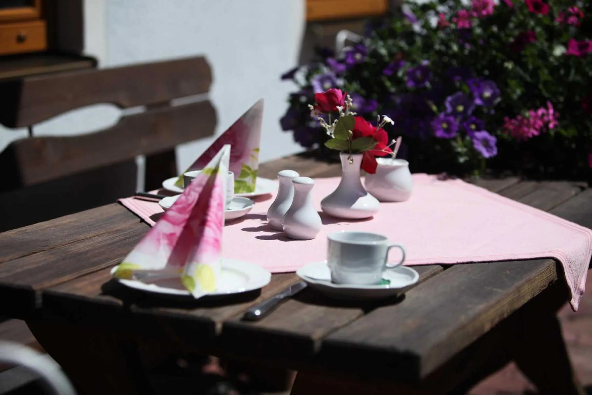 Restaurant/places to eat in Aparthotel Alpenpark