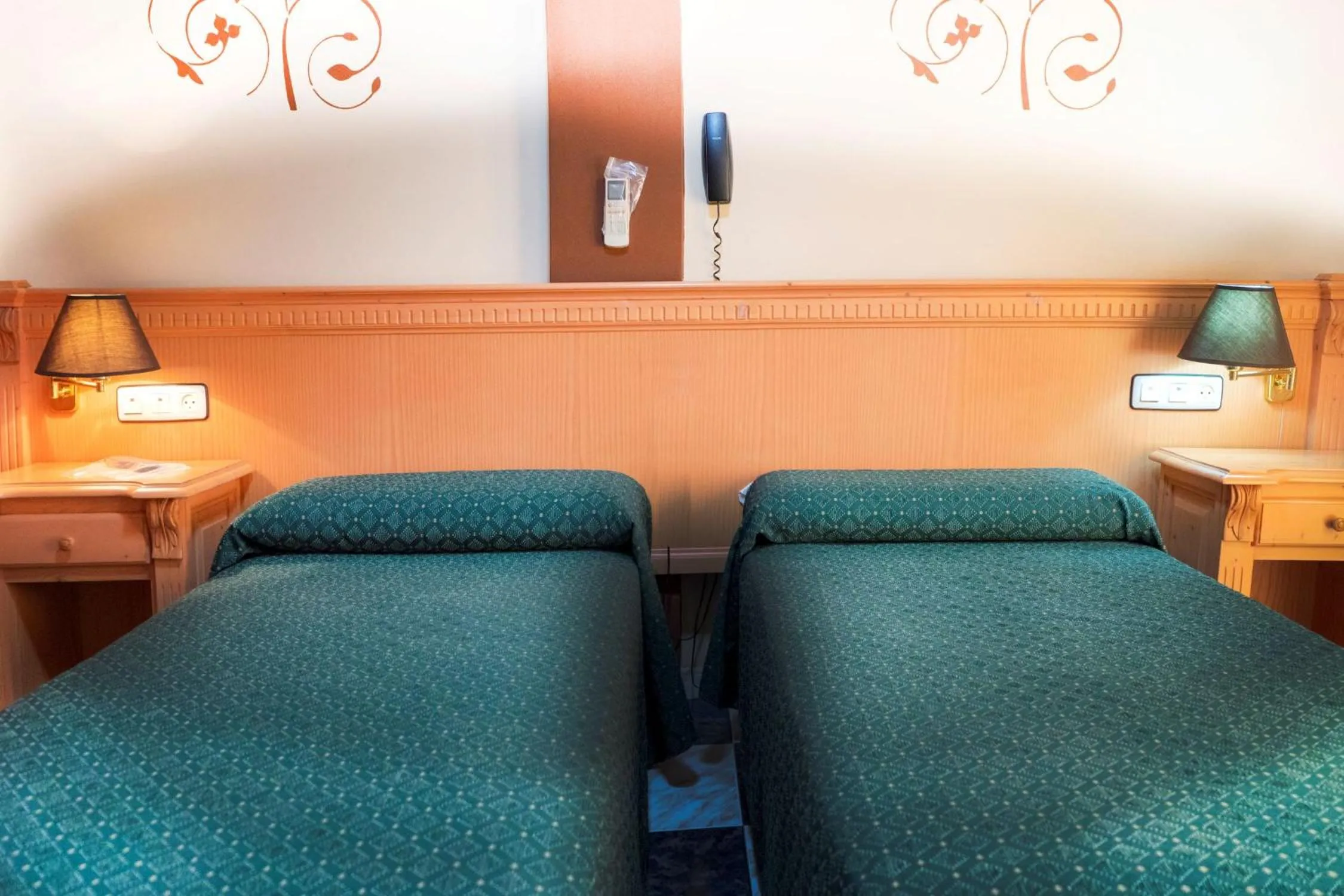 Bedroom, Bed in Hotel El Cruce Chauchina