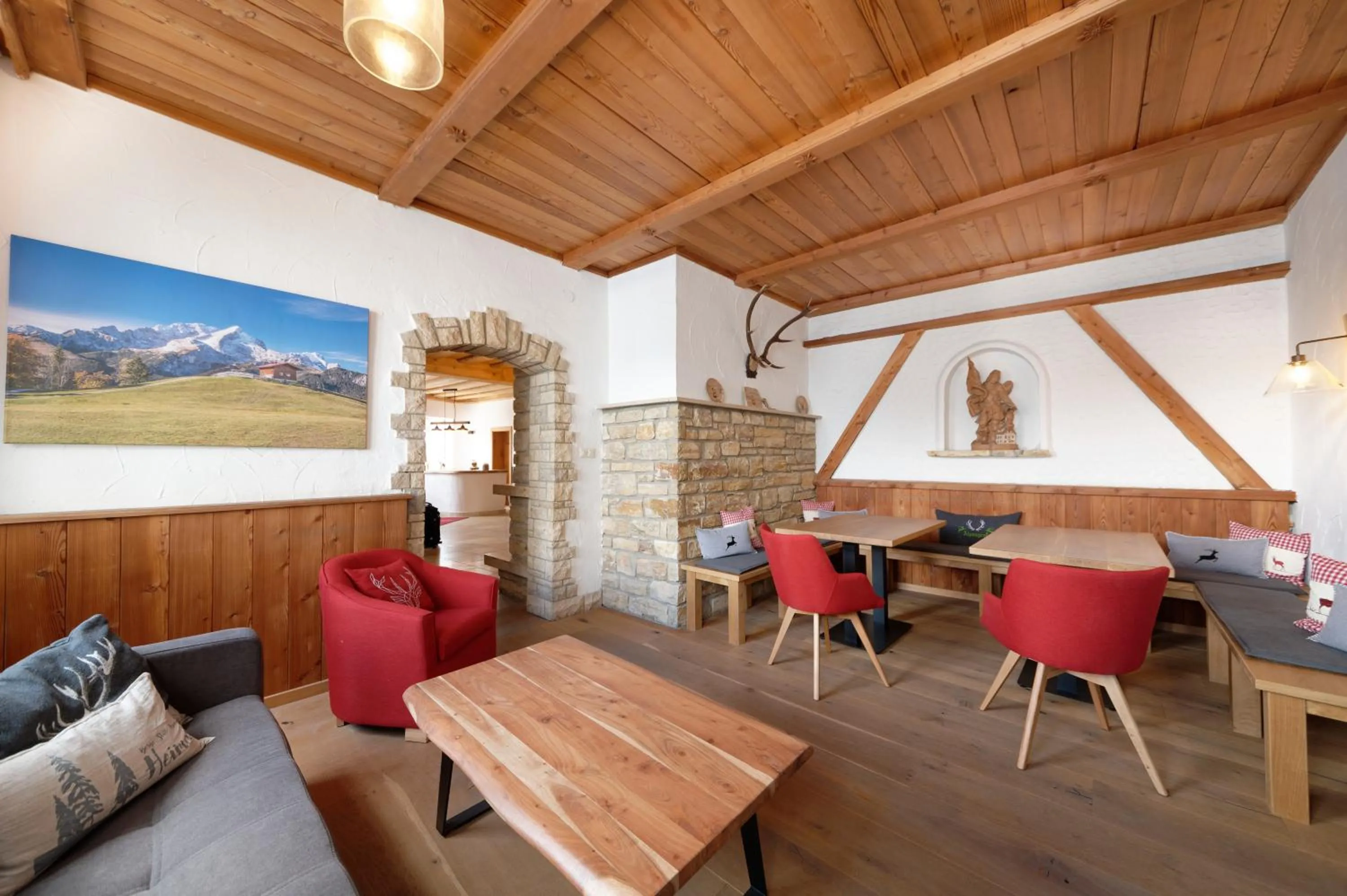 Lobby or reception in Hotel garni Alpengruss