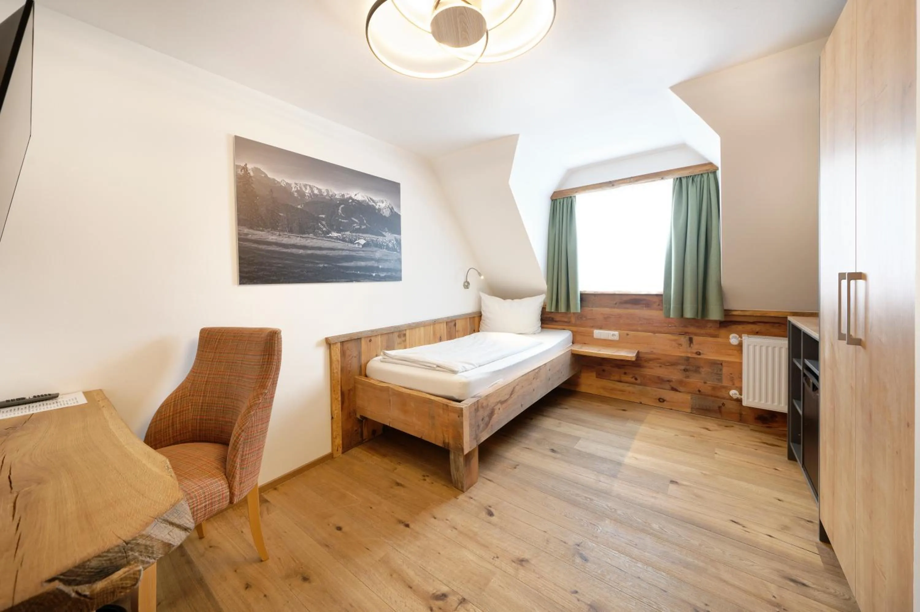 Bedroom, Bed in Hotel garni Alpengruss