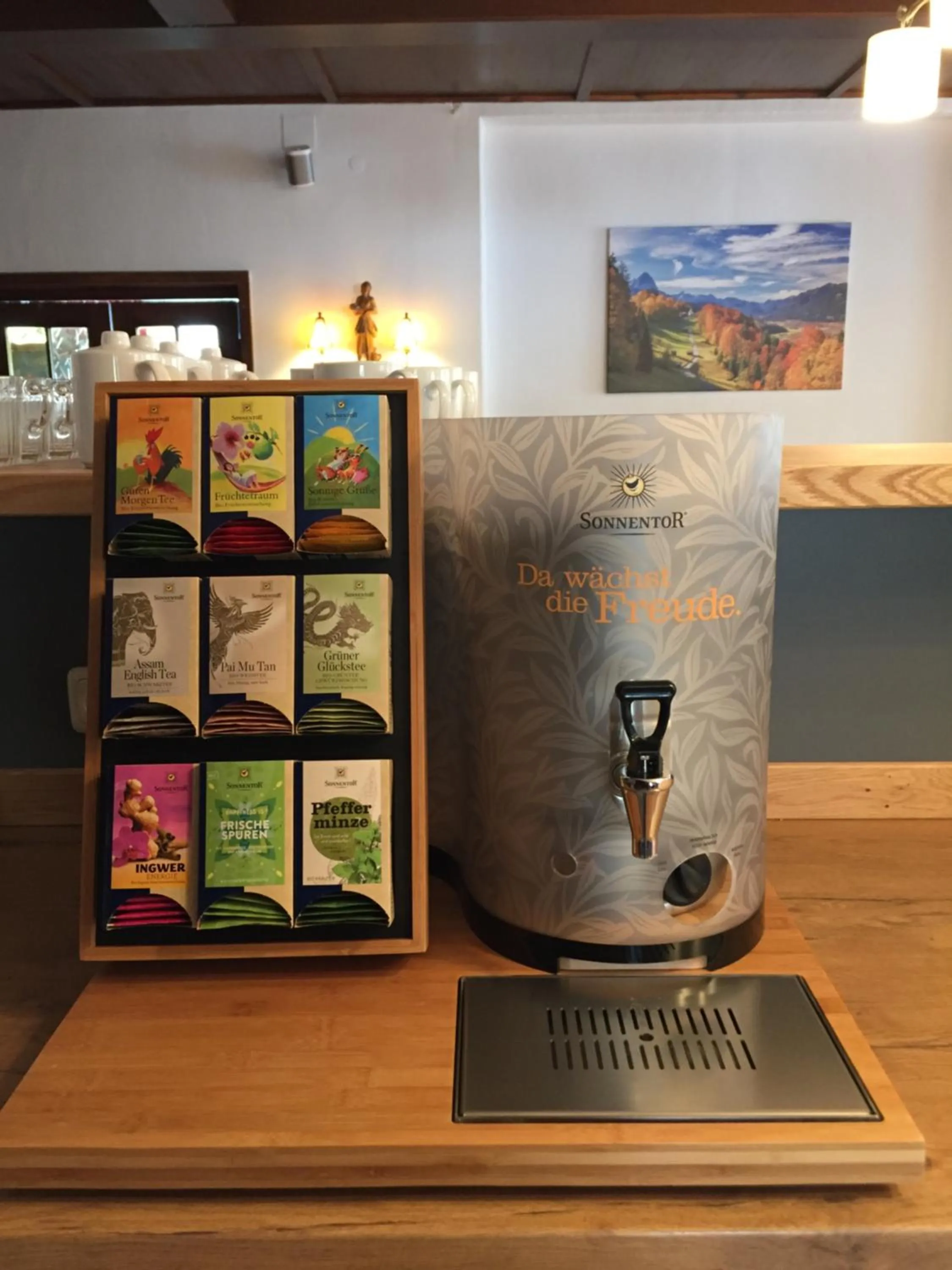 Buffet breakfast in Hotel garni Alpengruss