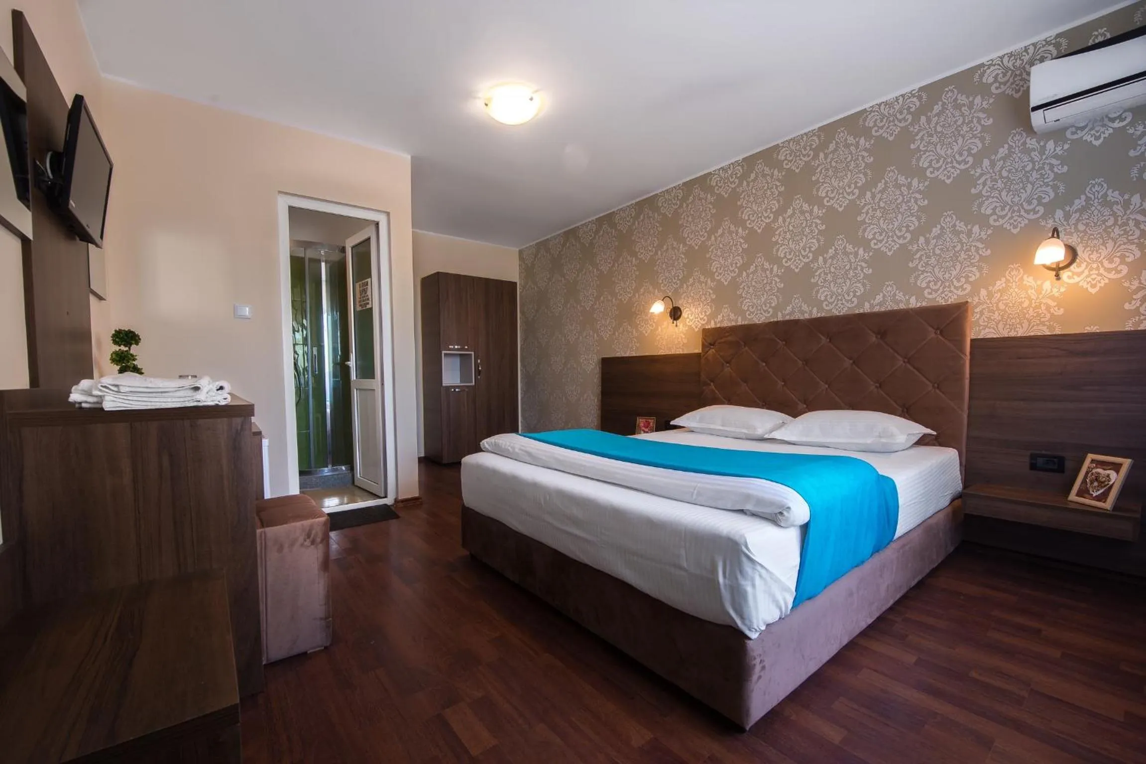 Bed in Vila Levent Mangalia