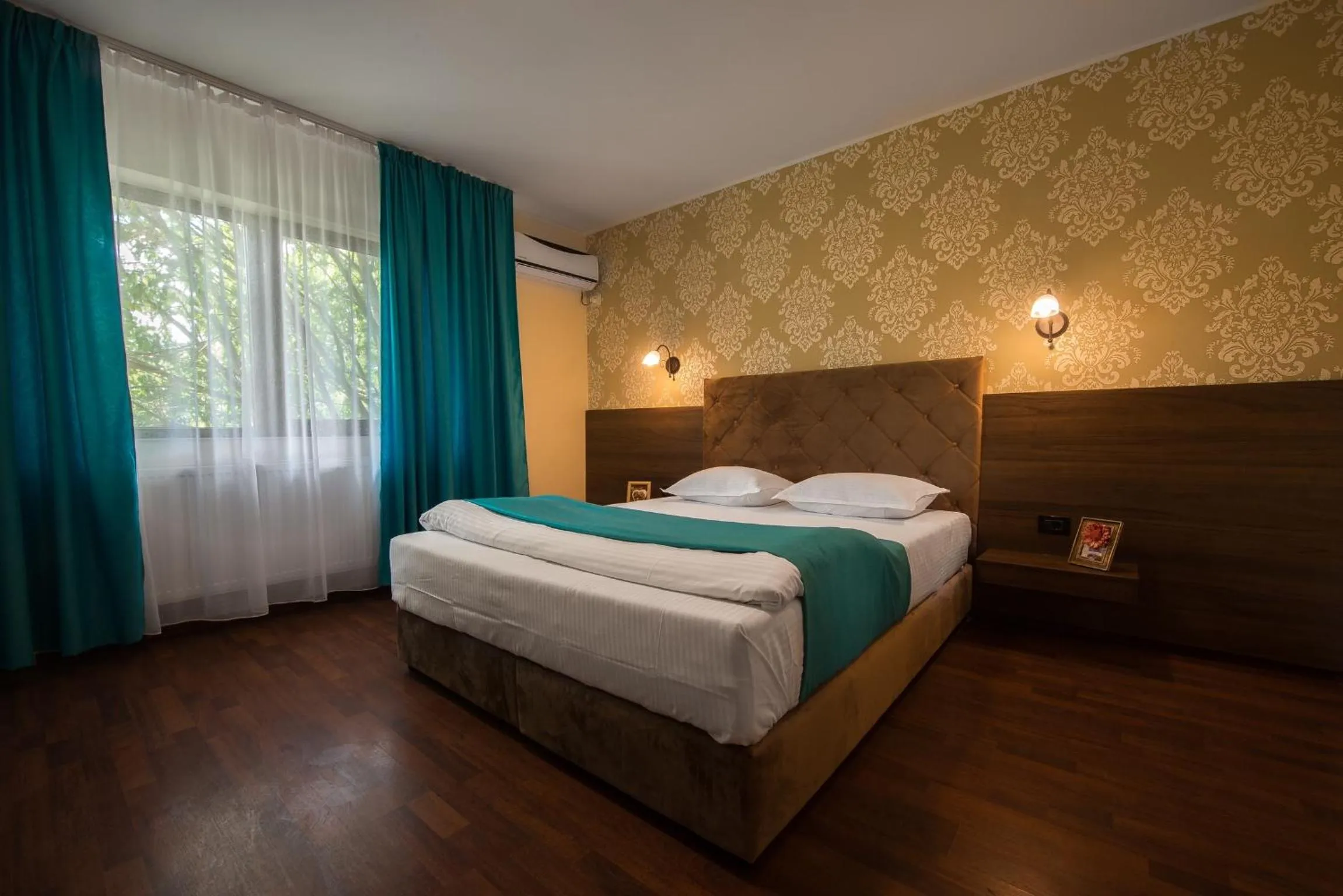 Bed in Vila Levent Mangalia