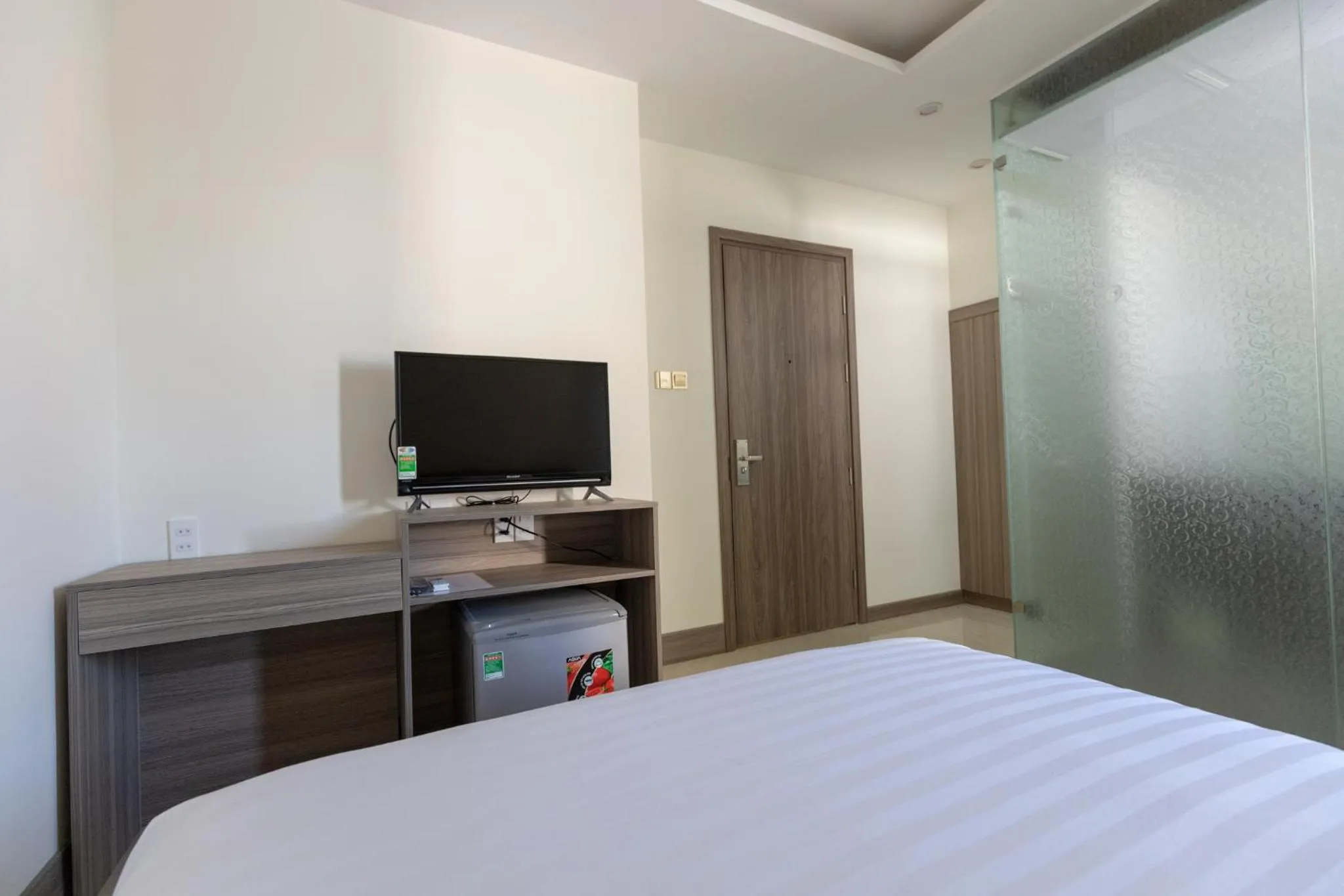 Photo of the whole room, Bed in Bamboo Hotel